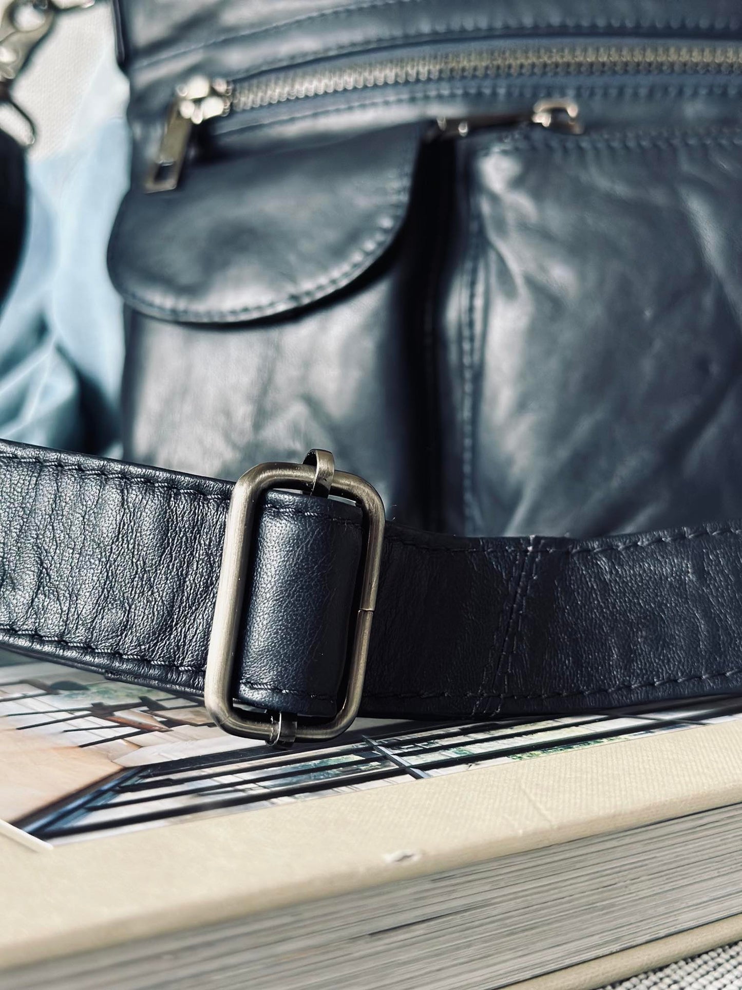 Crossbody NAVY - Ultra blød