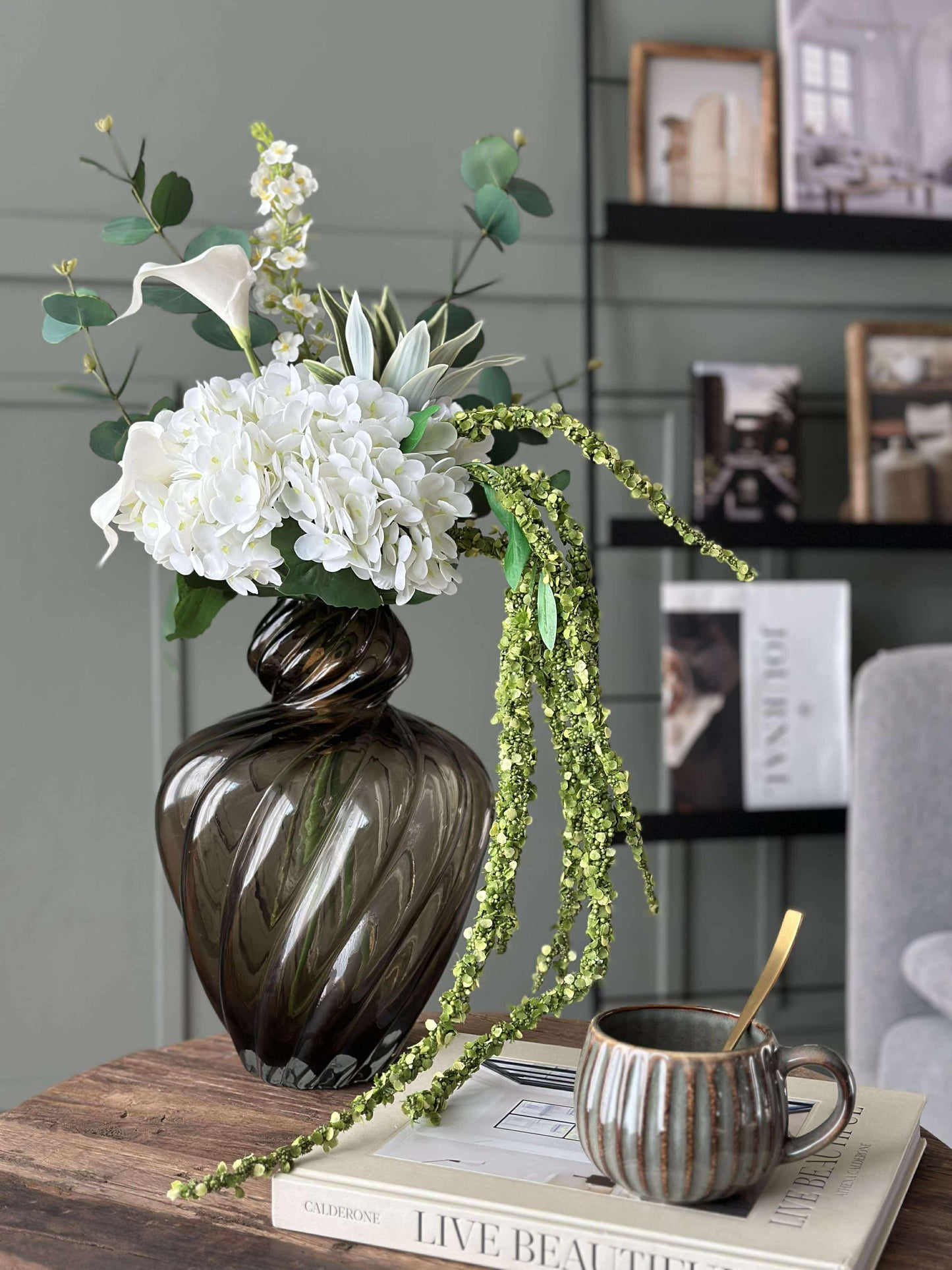 Buket med hvid hortensia