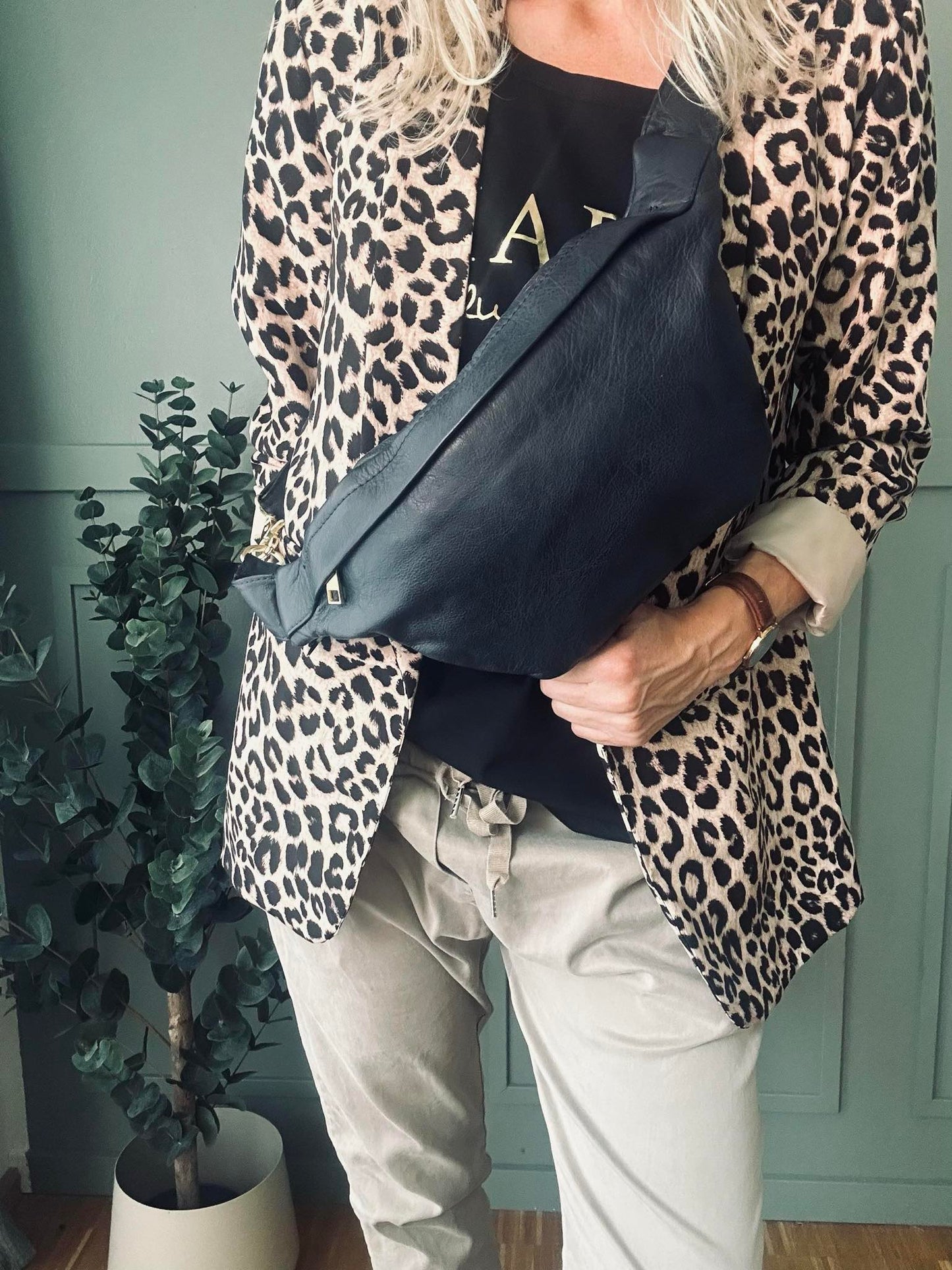 Cool Buffy Bumbag i smørblødt læder - Midnight Blue