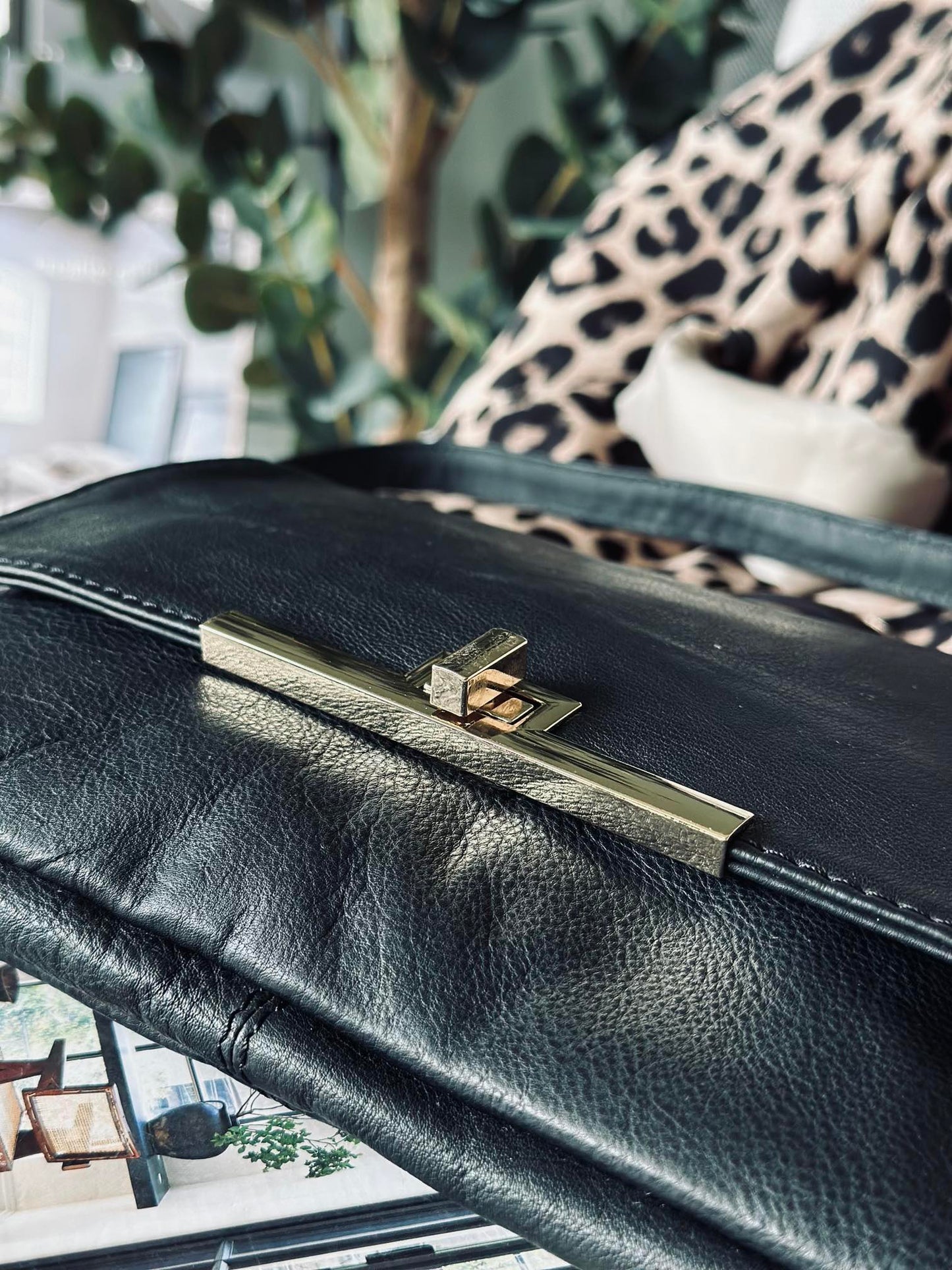 Clutch Elegant black / gold