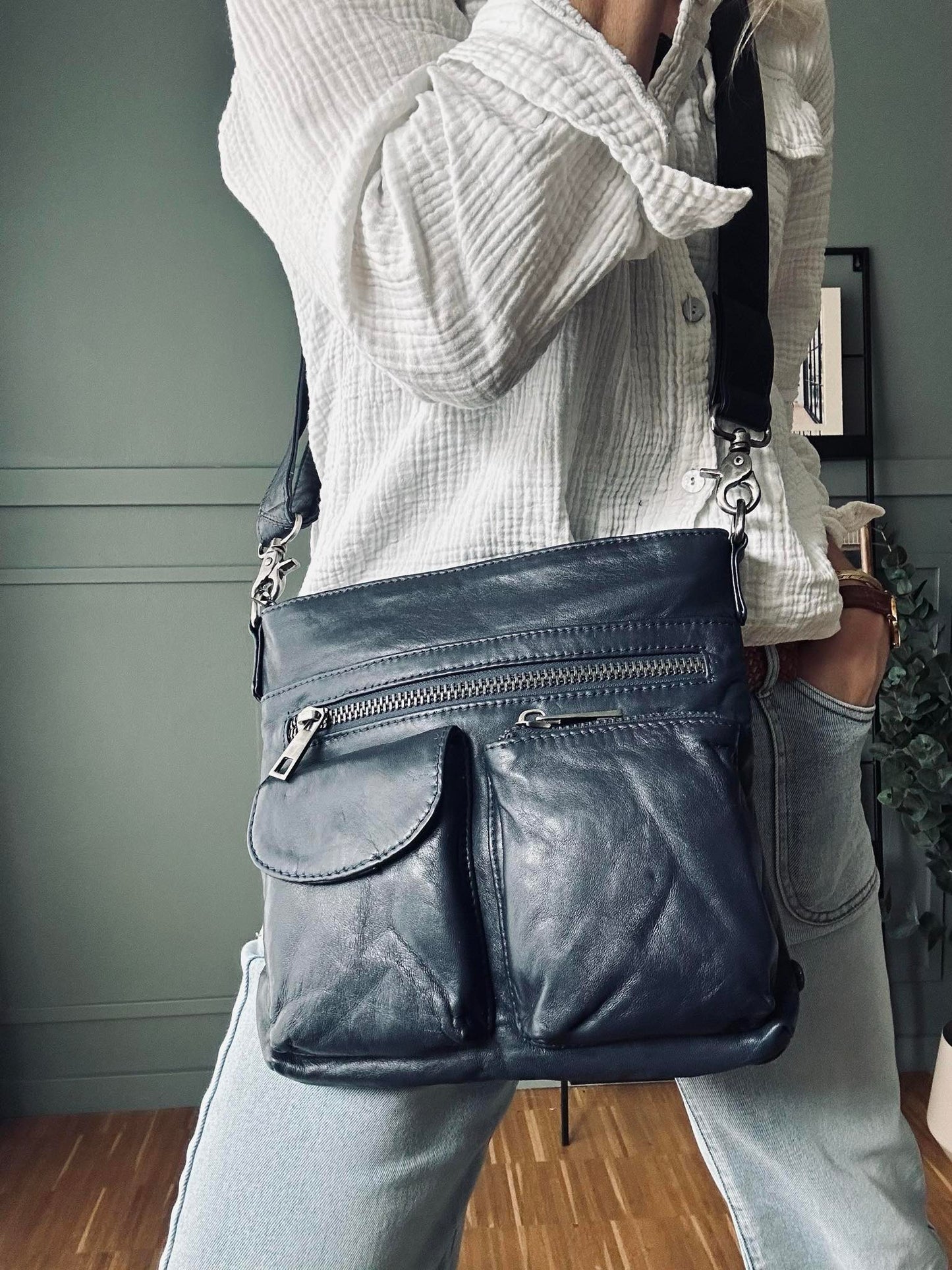 Crossbody NAVY - Ultra blød