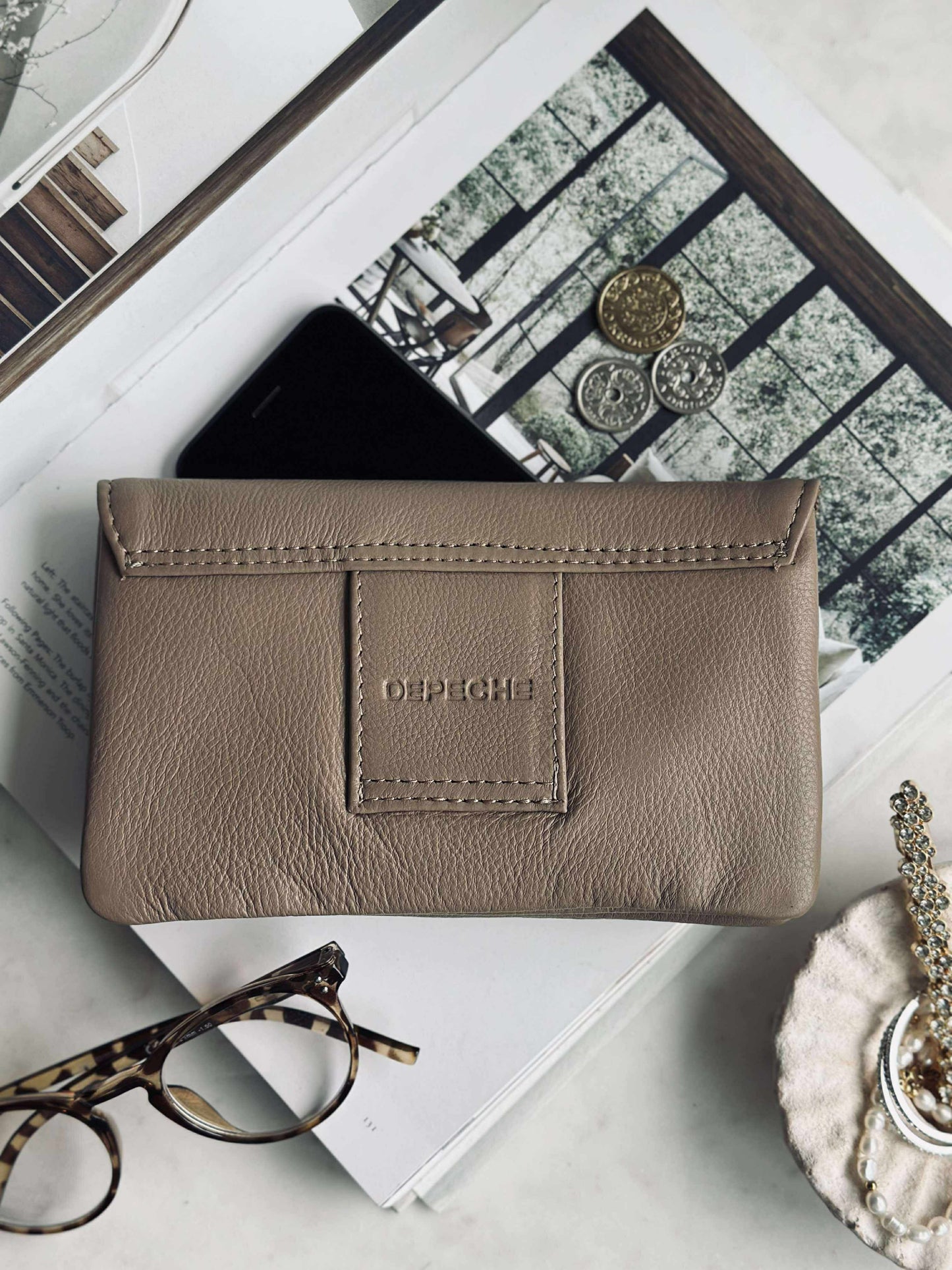 Pung Aura - Dusty Taupe