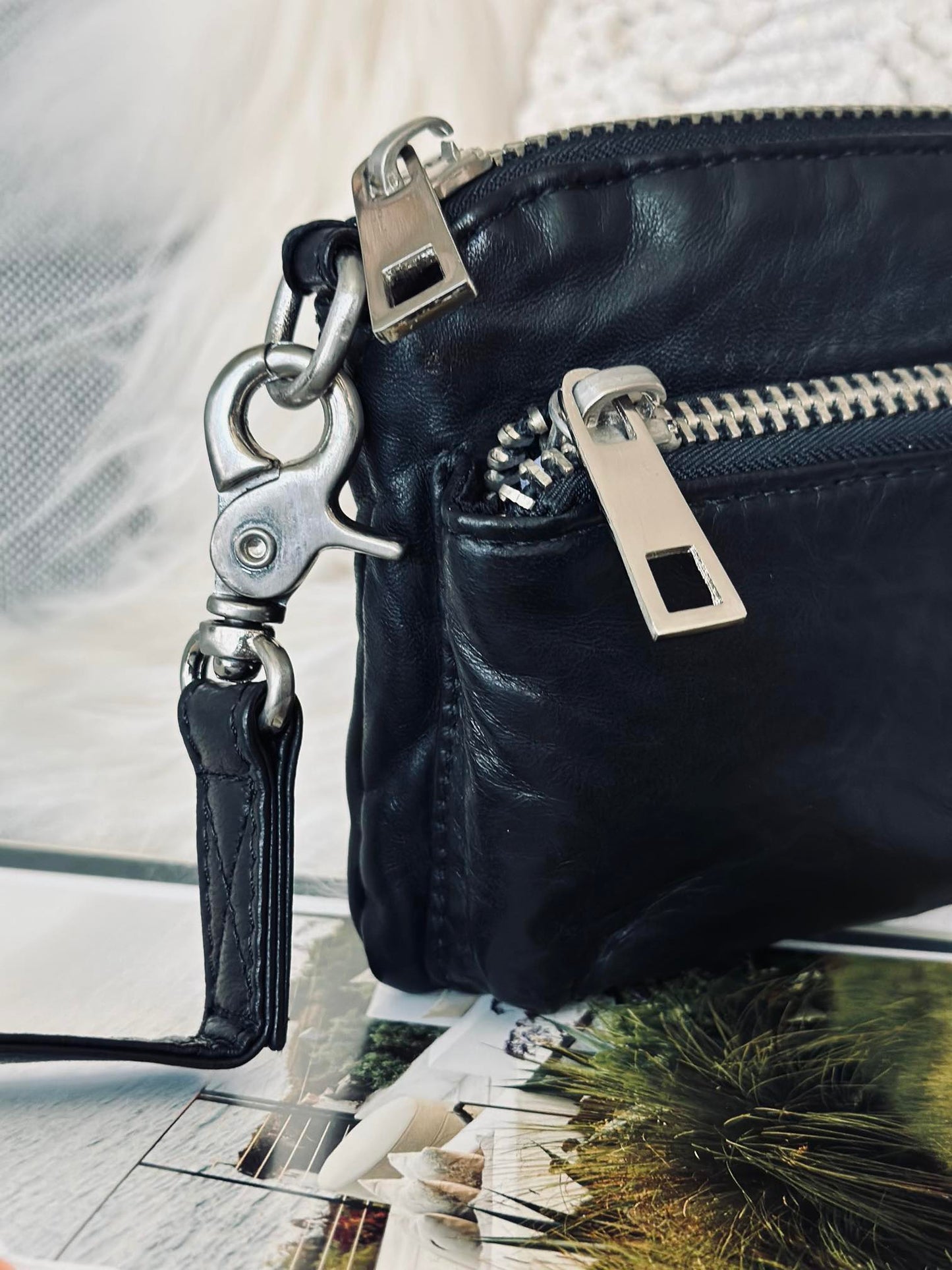 Clutch / crossover - Black / silver