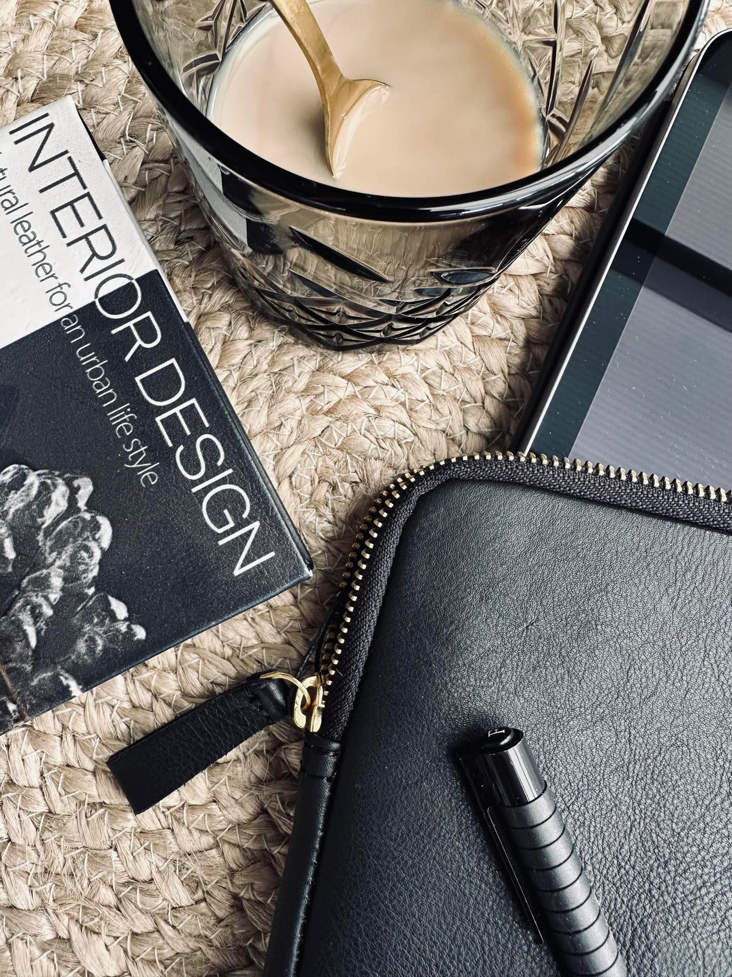 Ipad sleeve - Black / Gold