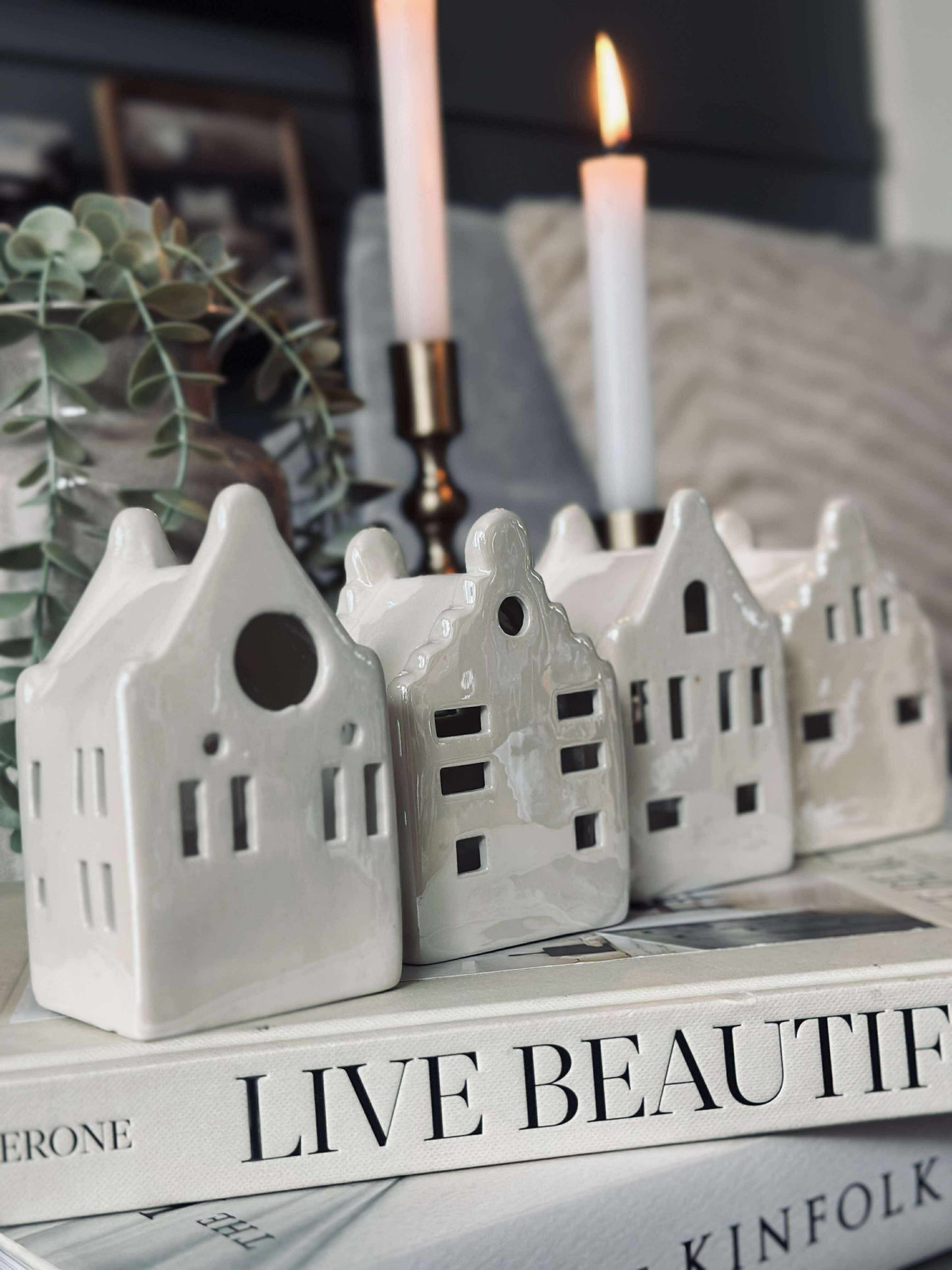 Lyshus med led  - WHITE MIX