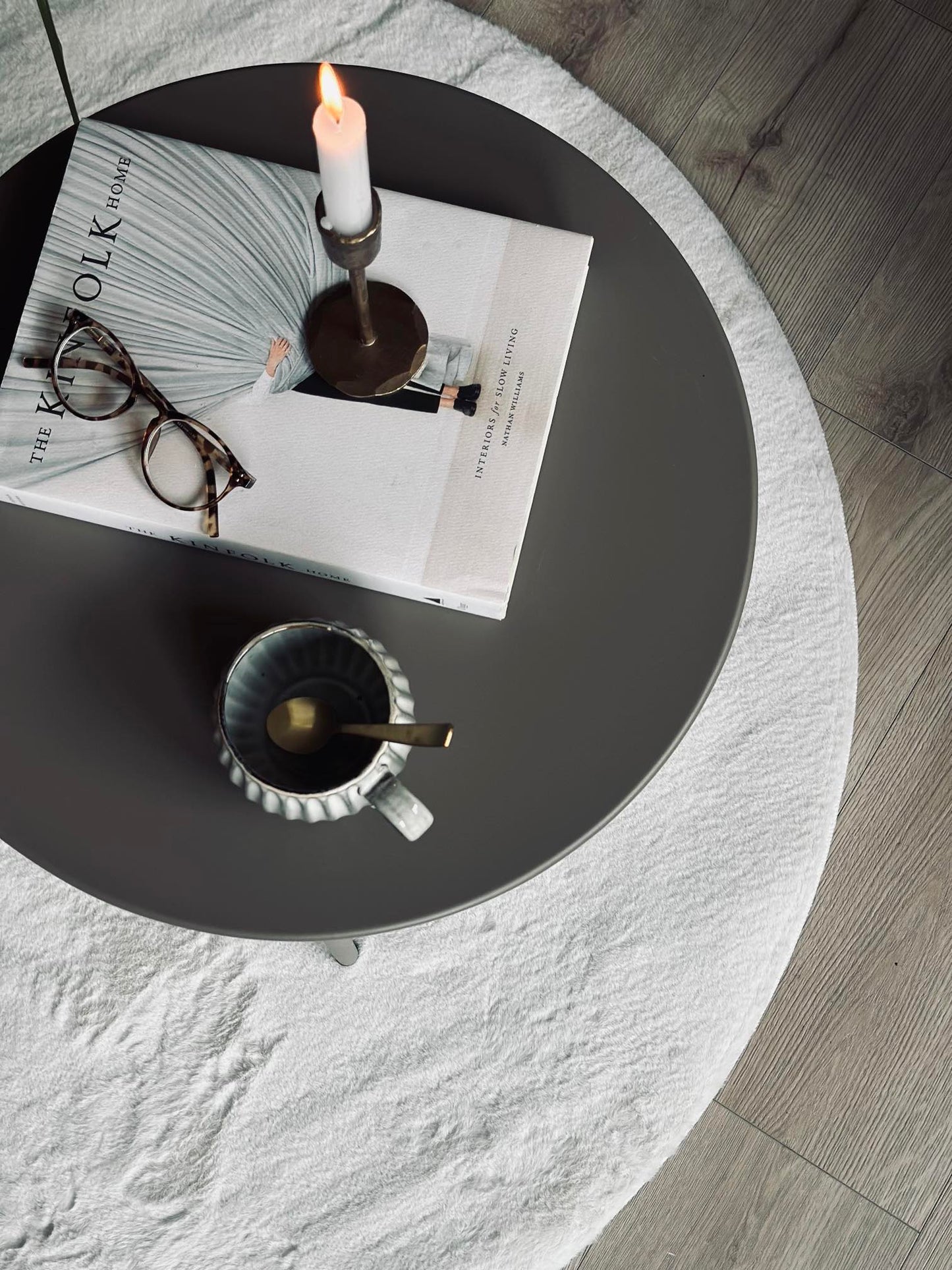 Bord til inde og ude – Beige Dia 50 cm