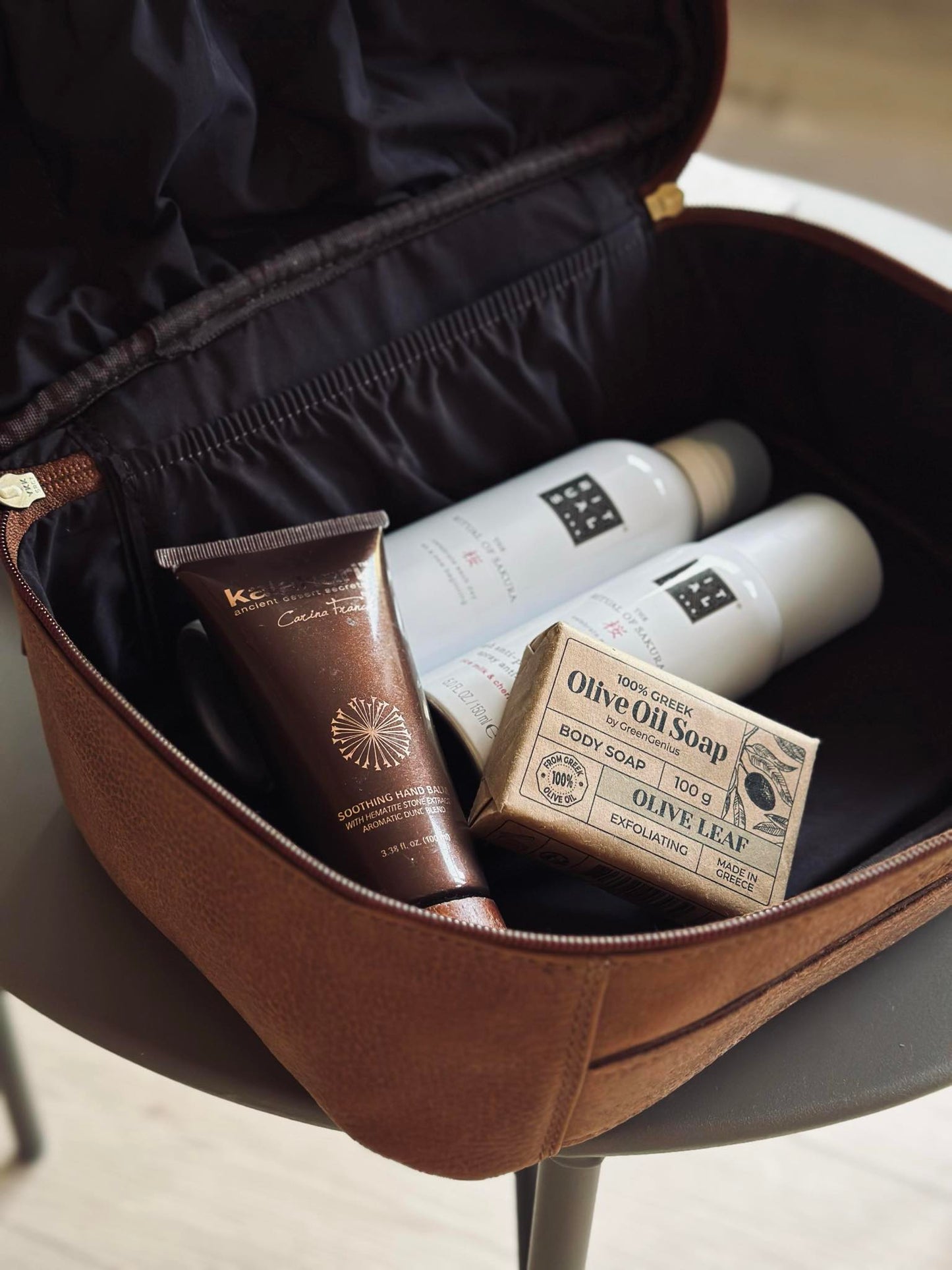 Toilettaske Cognac square