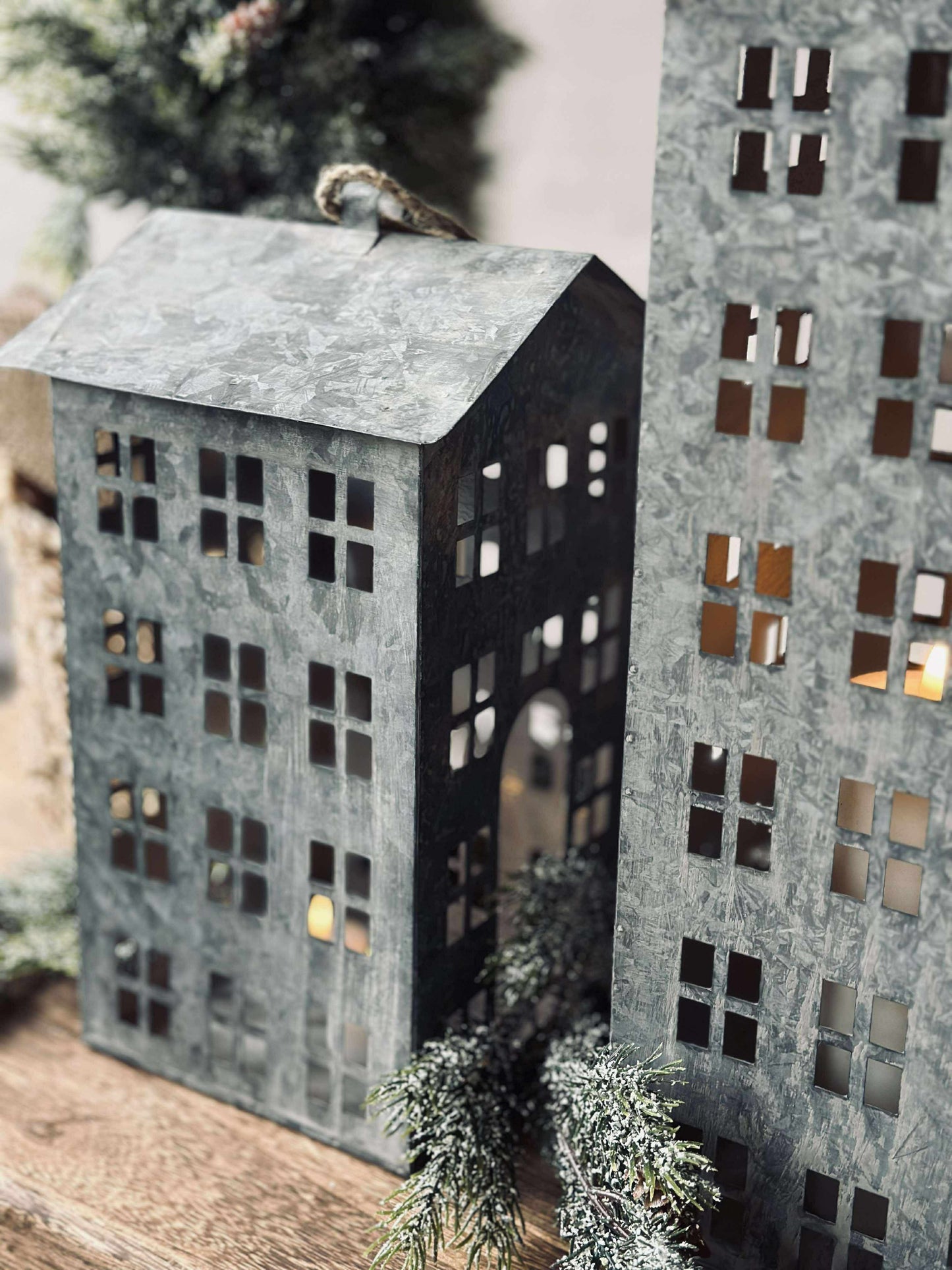 Lanterne Hus 30 cm.