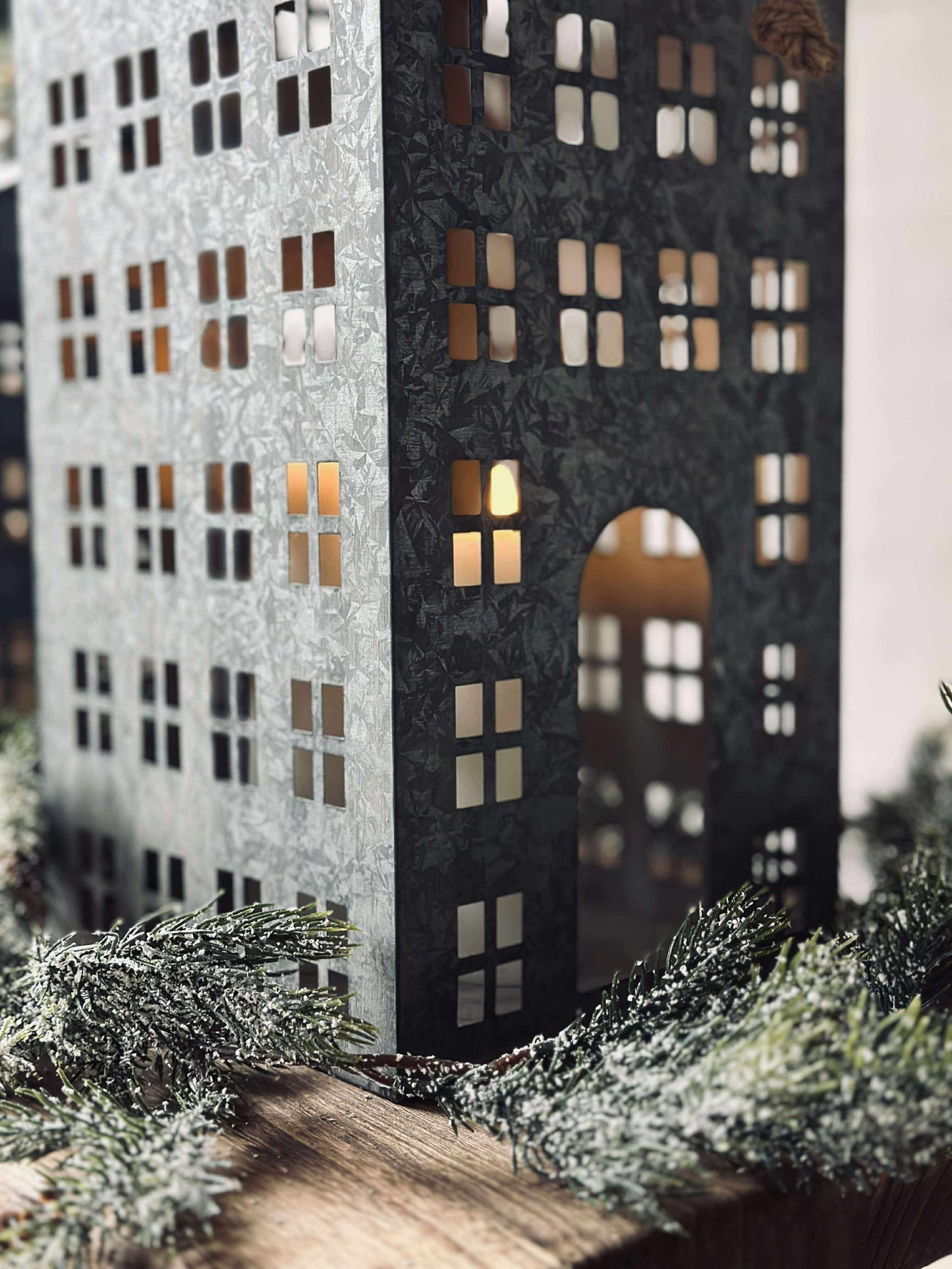 Lanterne Hus 40 cm.