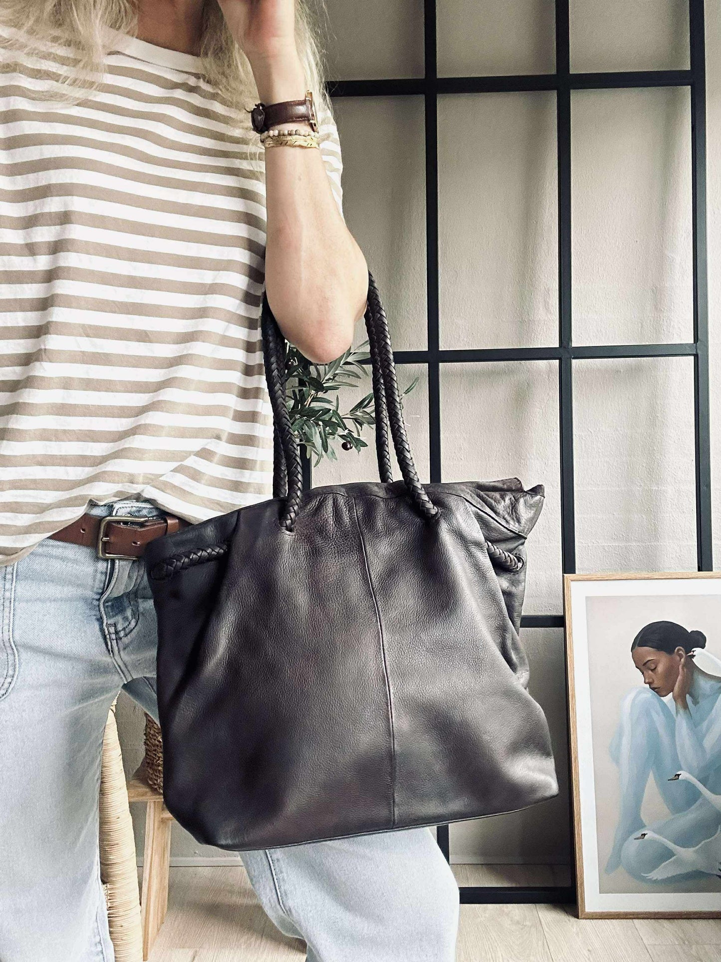 Skuldertaske med smuk fletrem - Brown