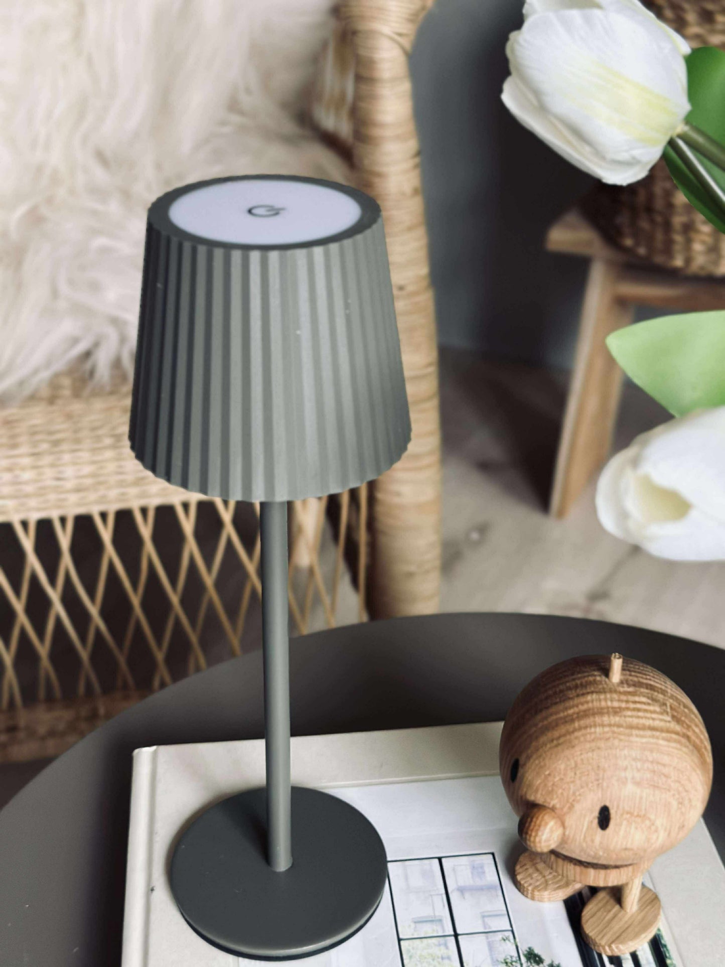 LED bordlampe MILLA Taupe - genopladelig