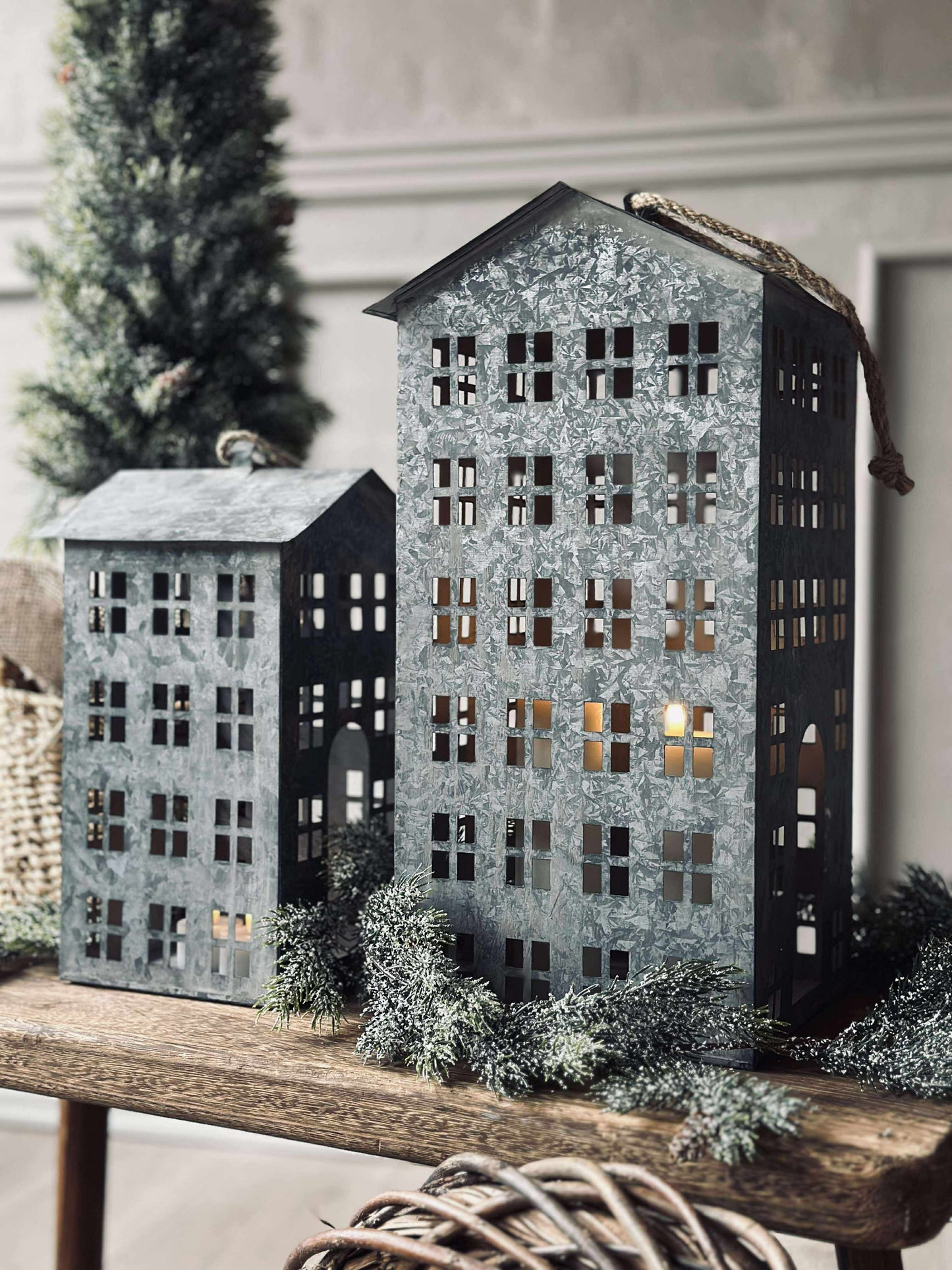 Lanterne Hus 30 cm.