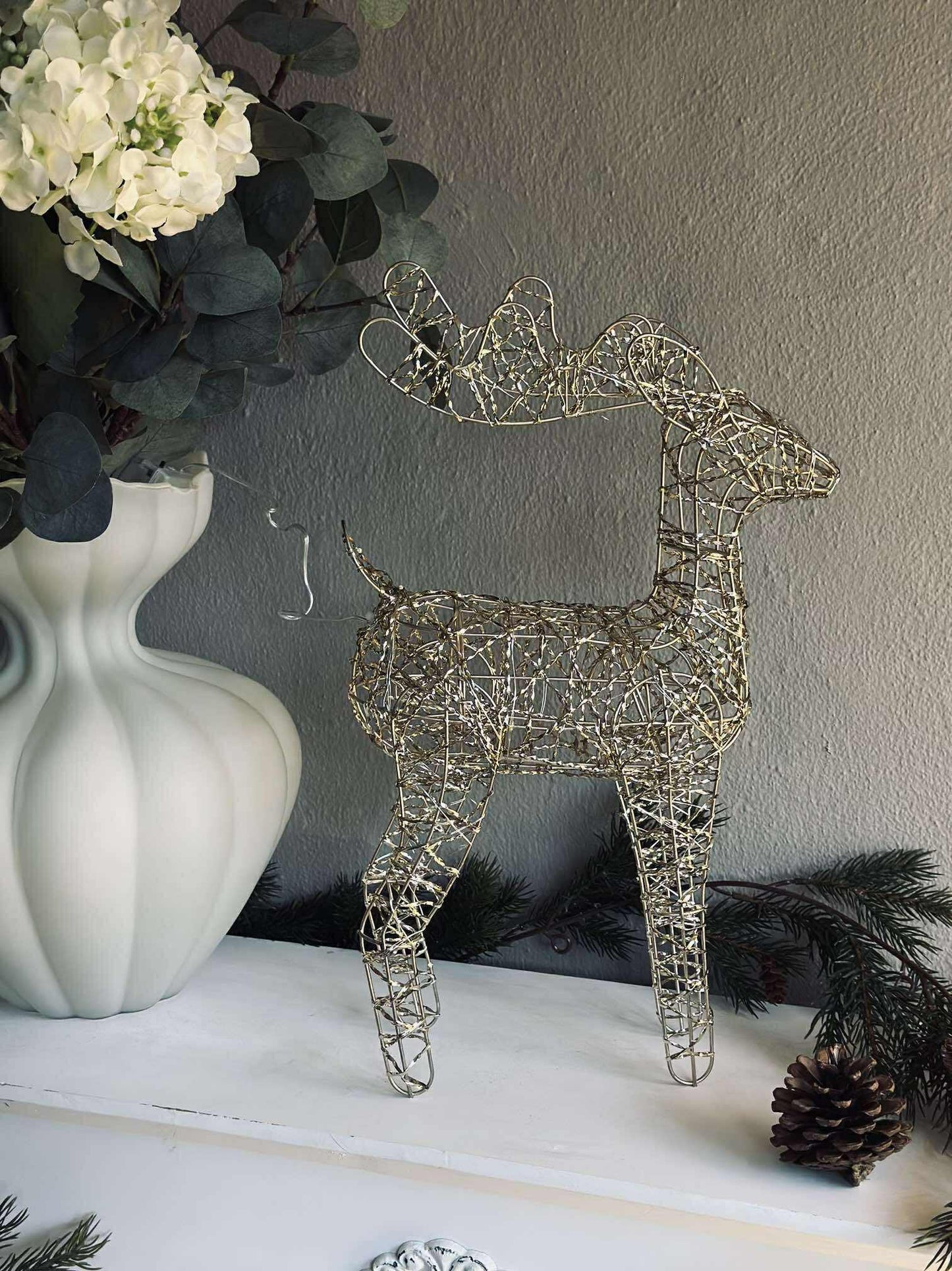 Rensdyr med led lys