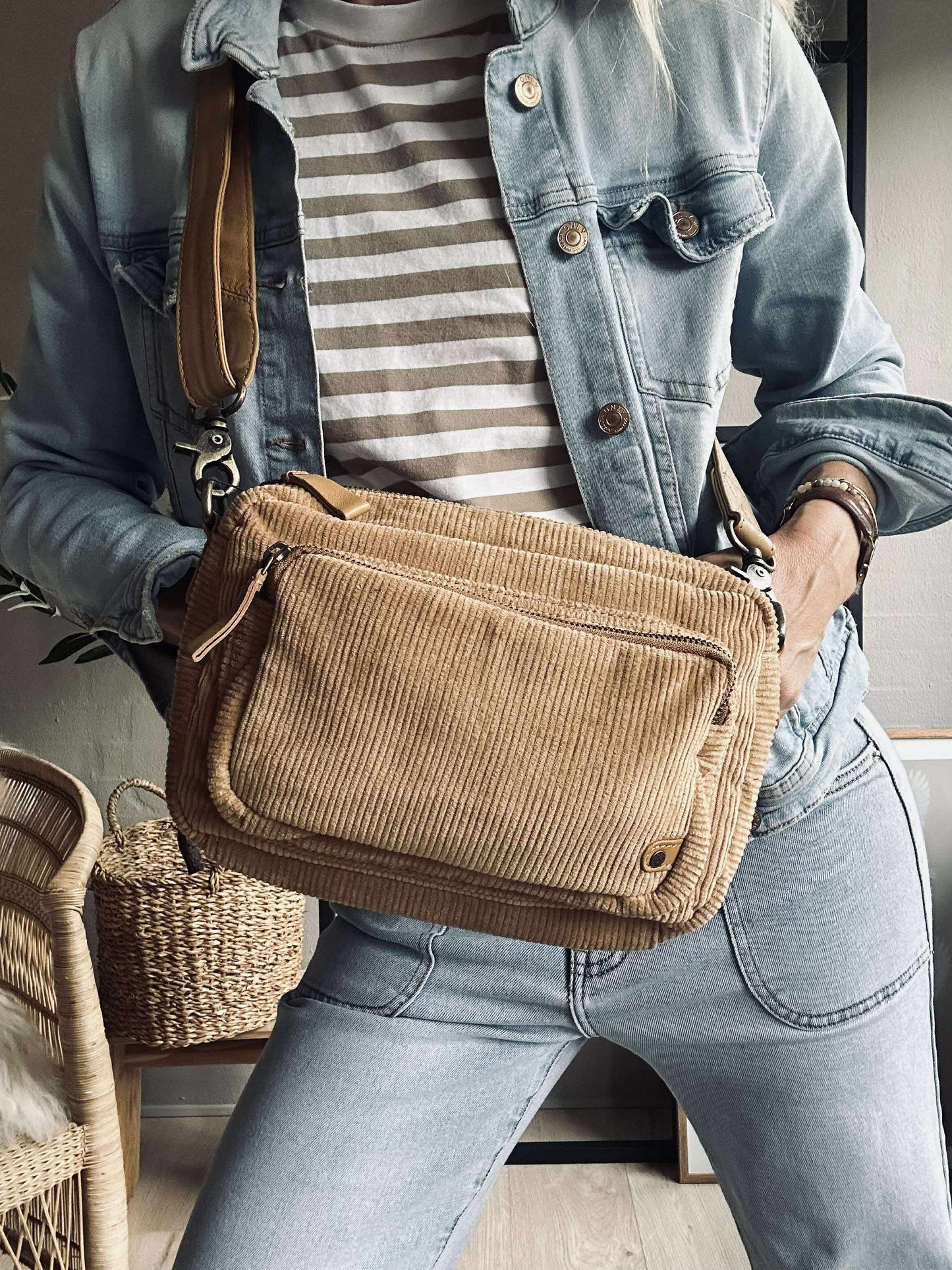 Crossbody Tan fløjl