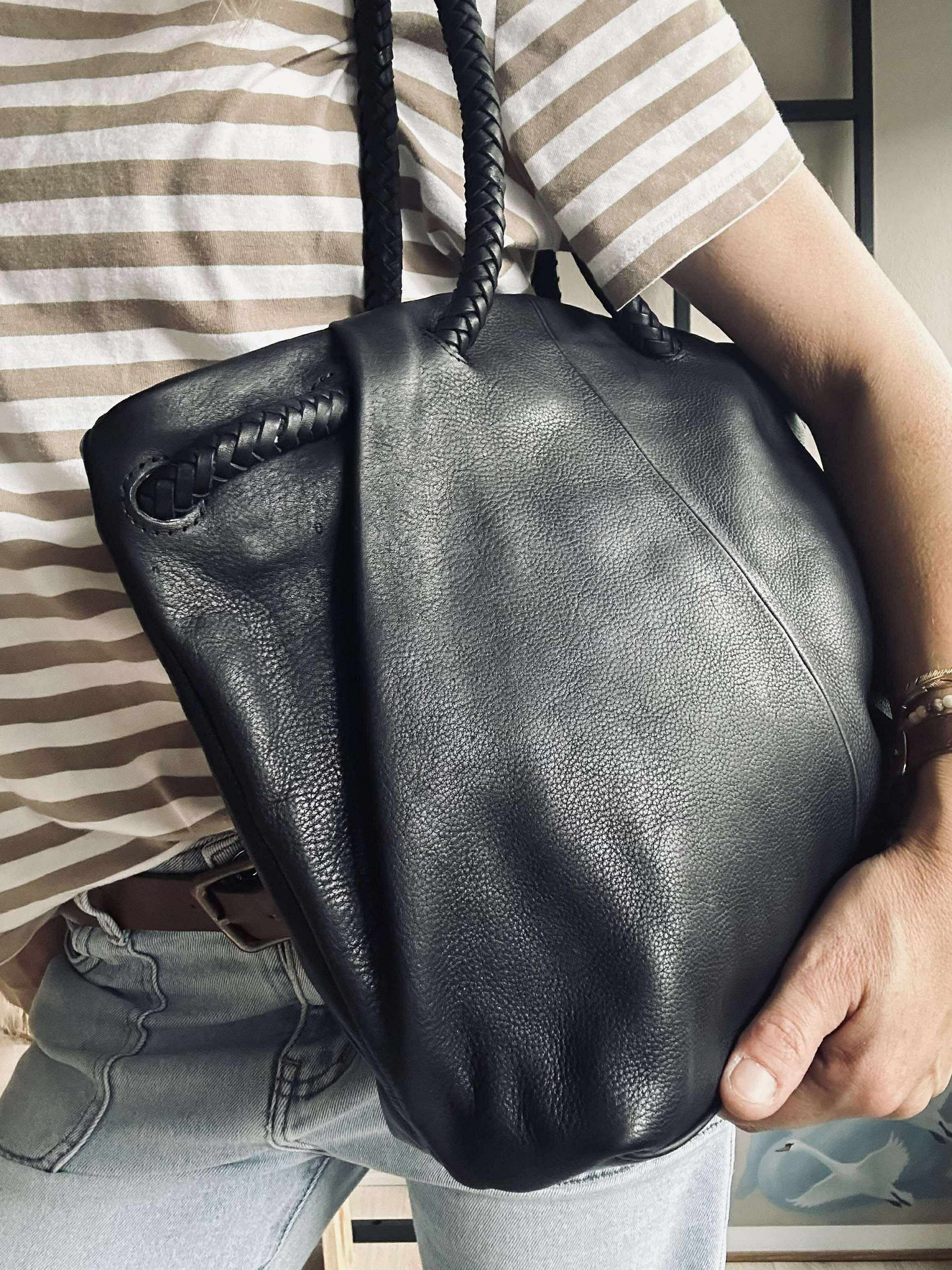 Skuldertaske med smuk fletrem - Black