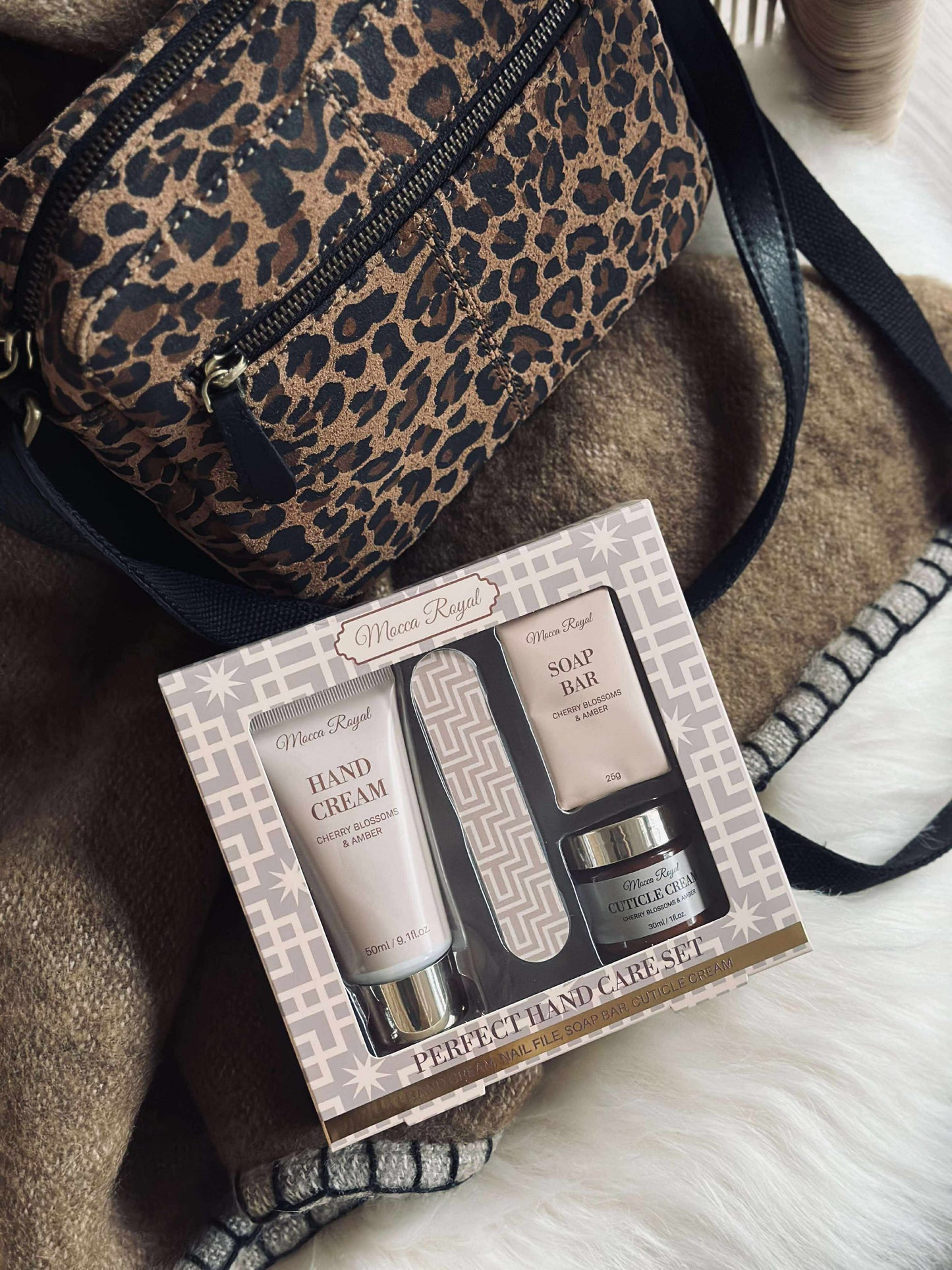 Gavesæt med 4 dele - MIX handcare