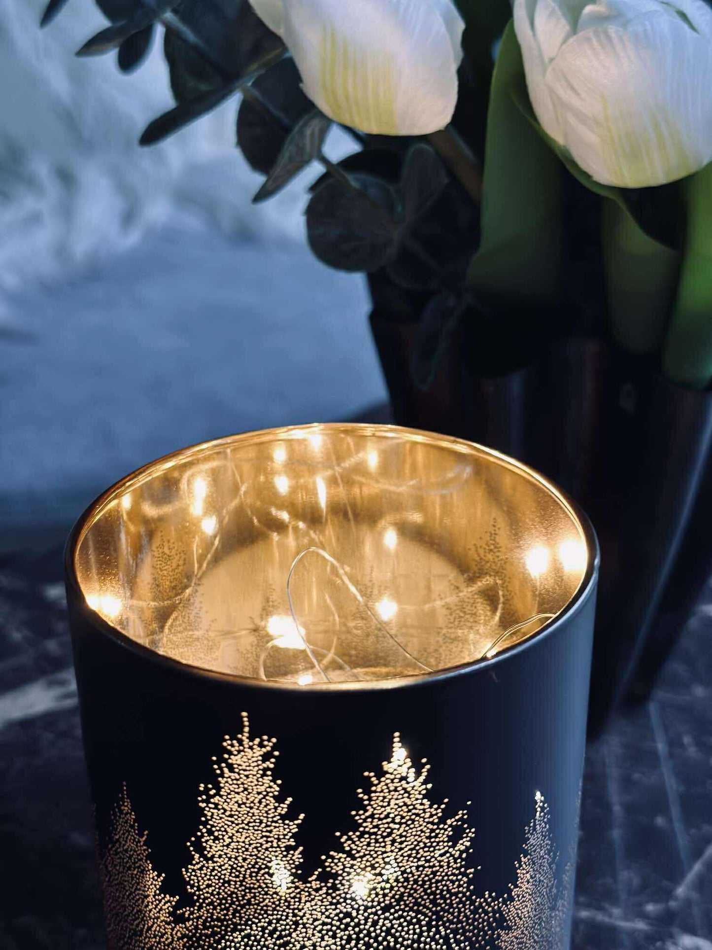 Lanterne med led lys - Black / gold