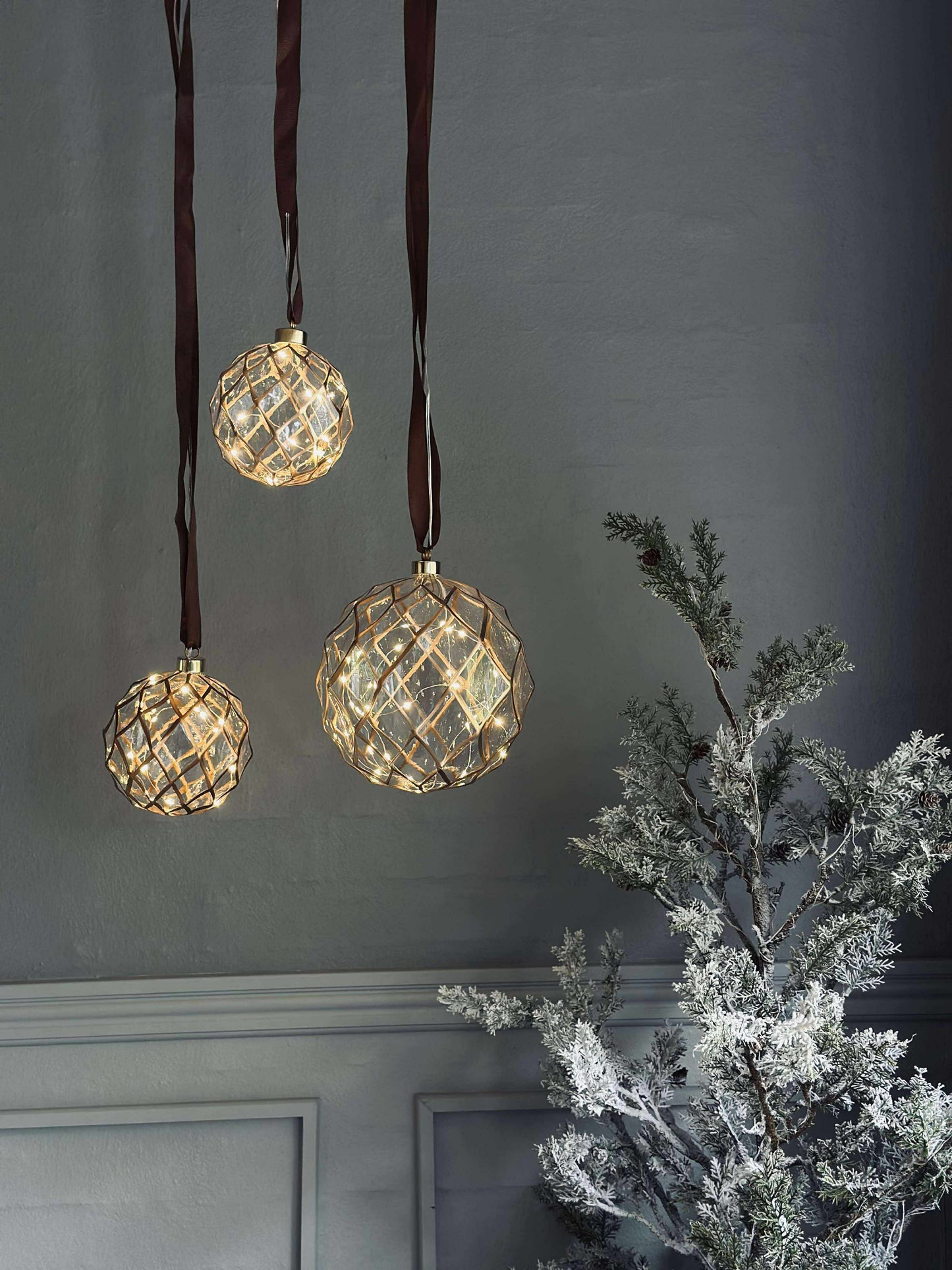 Glas ophæng med lys - Flere størrelser
