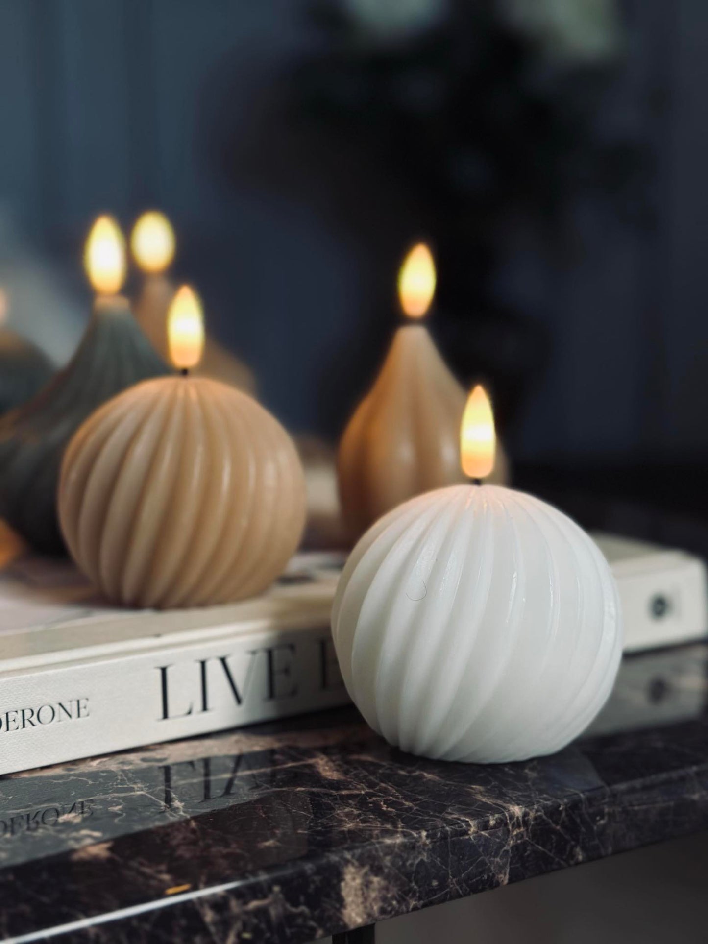 LED Kugle lys - flere farver