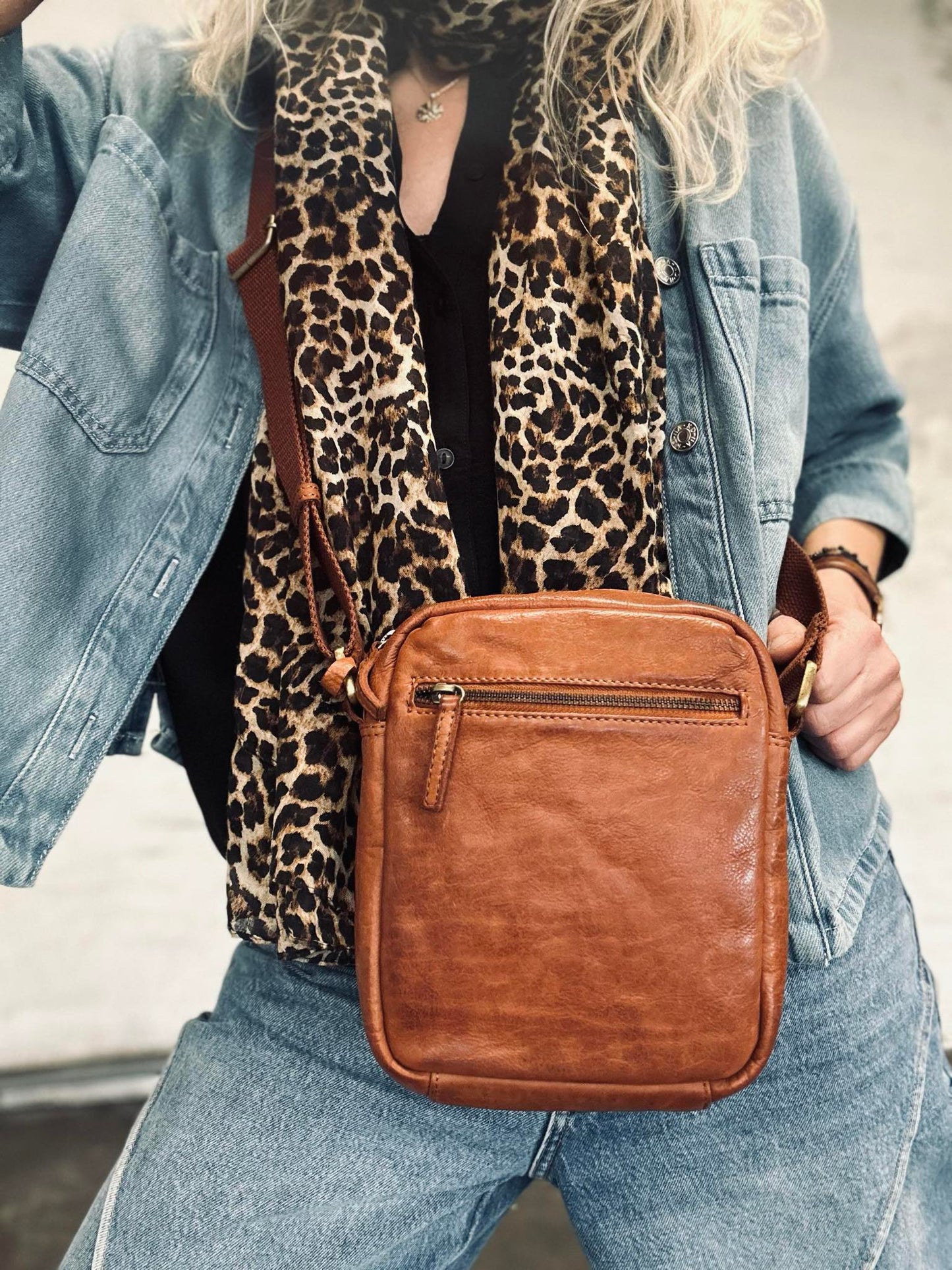 Mobiltaske / Crossover – Cognac