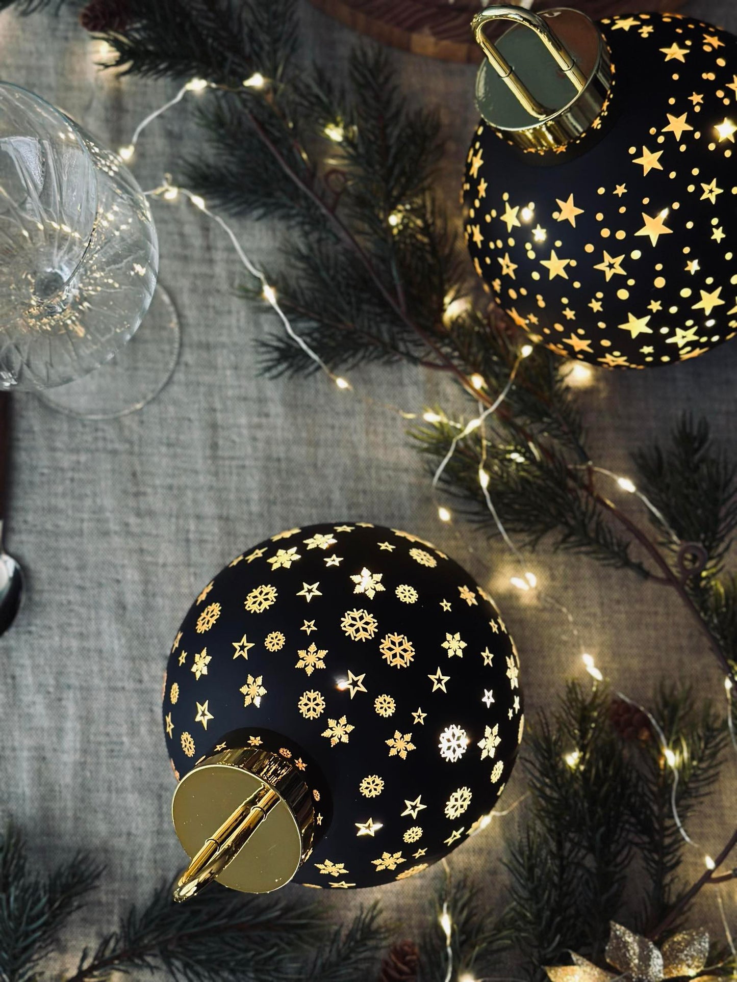 Julekugle med led lys - Black