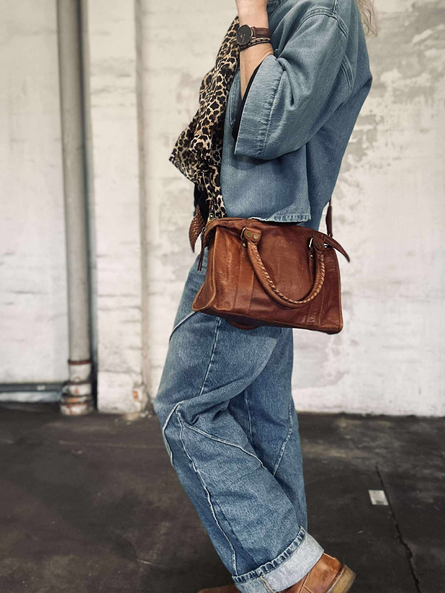 Crossover Miri Small - Walnut
