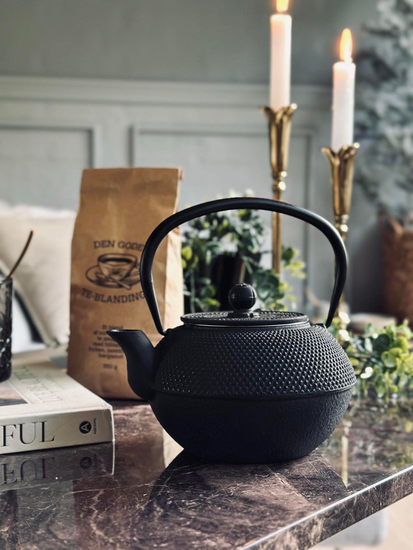 Tepotte i støbejern - 1200ml.