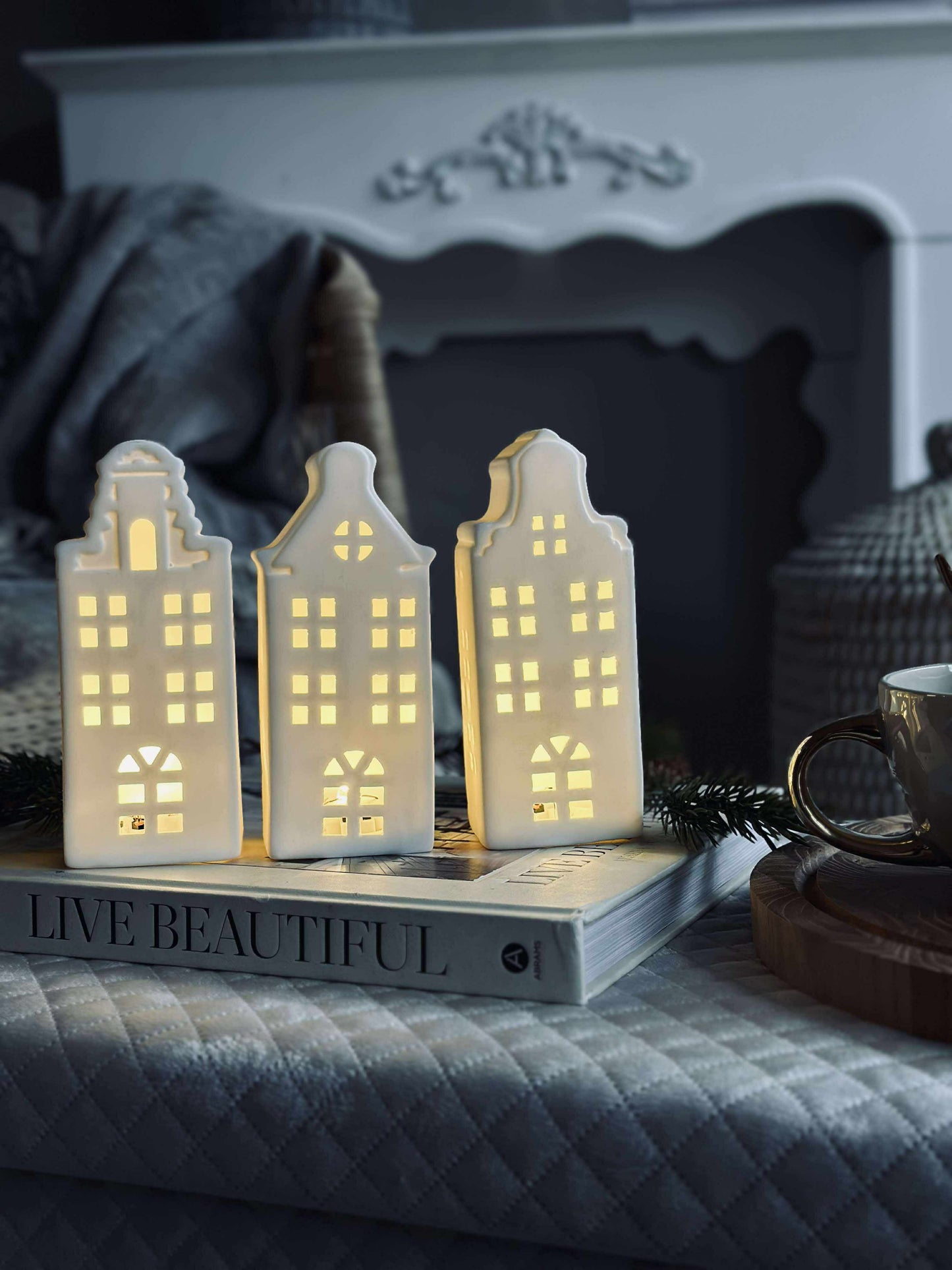 Lyshus med led  - WHITE MIX