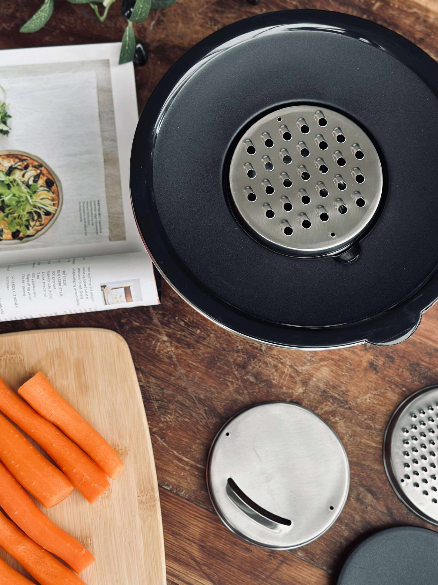 Skål med snittelåg - Rustfrit stål