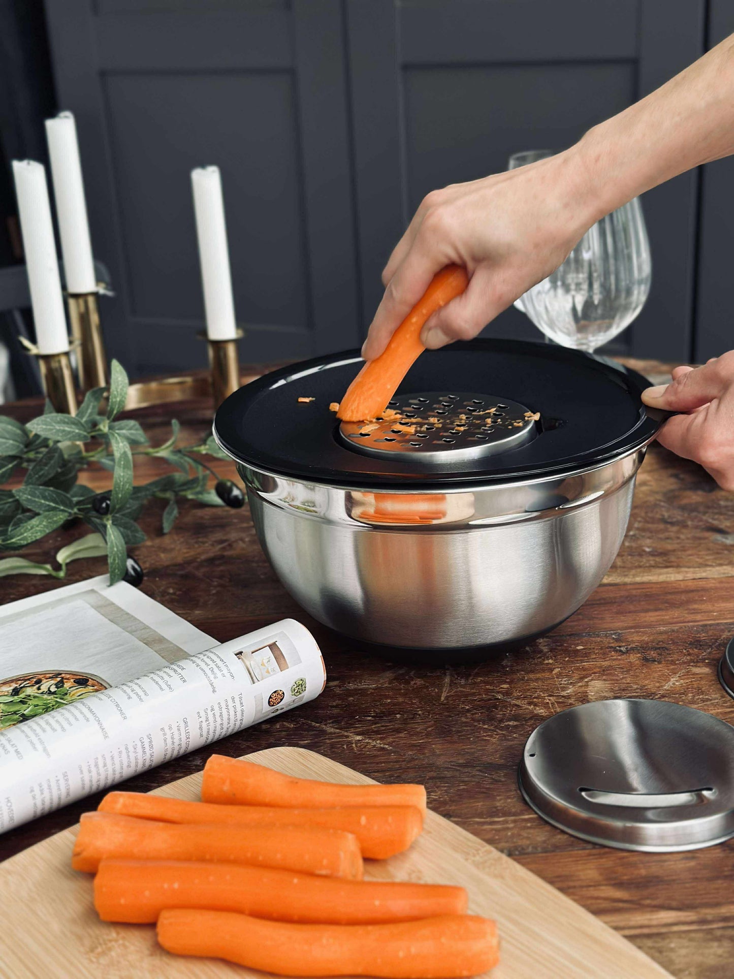 Skål med snittelåg - Rustfrit stål