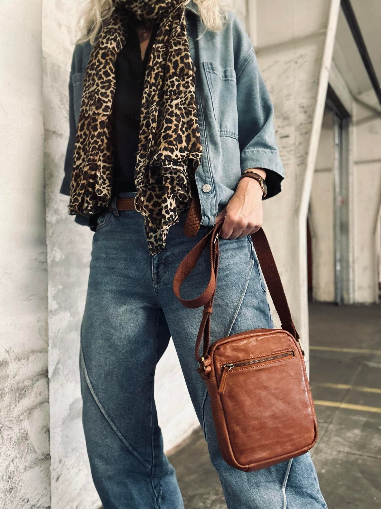 Mobiltaske / Crossover – Cognac