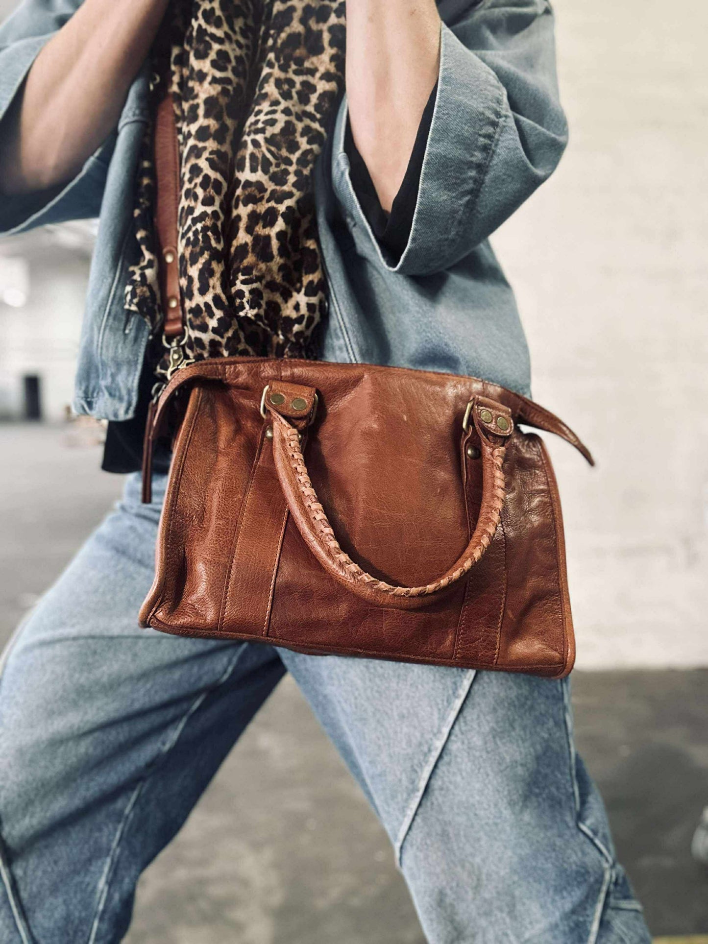 Crossover Miri Small - Walnut