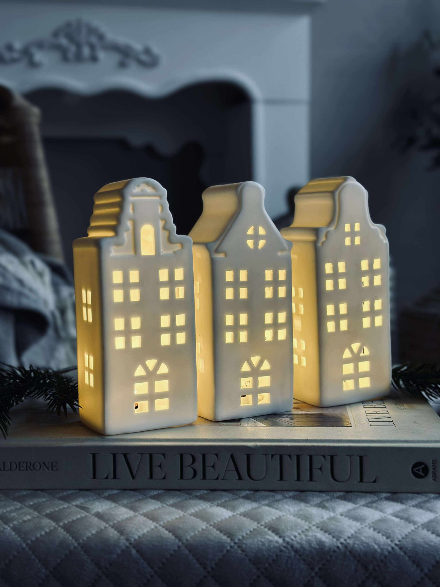 Lyshus med led  - WHITE MIX