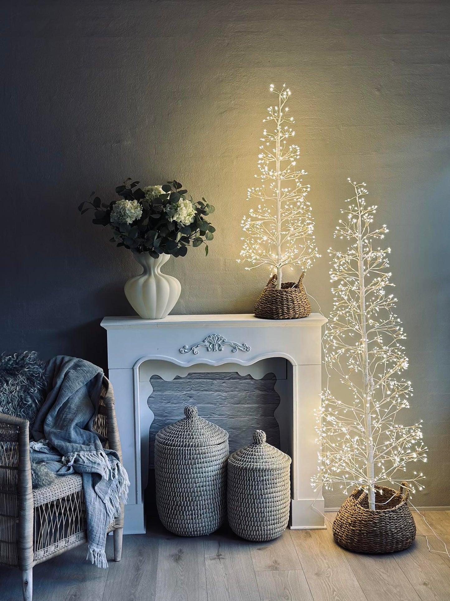 Juletræ med 1600 led lys - Hvid