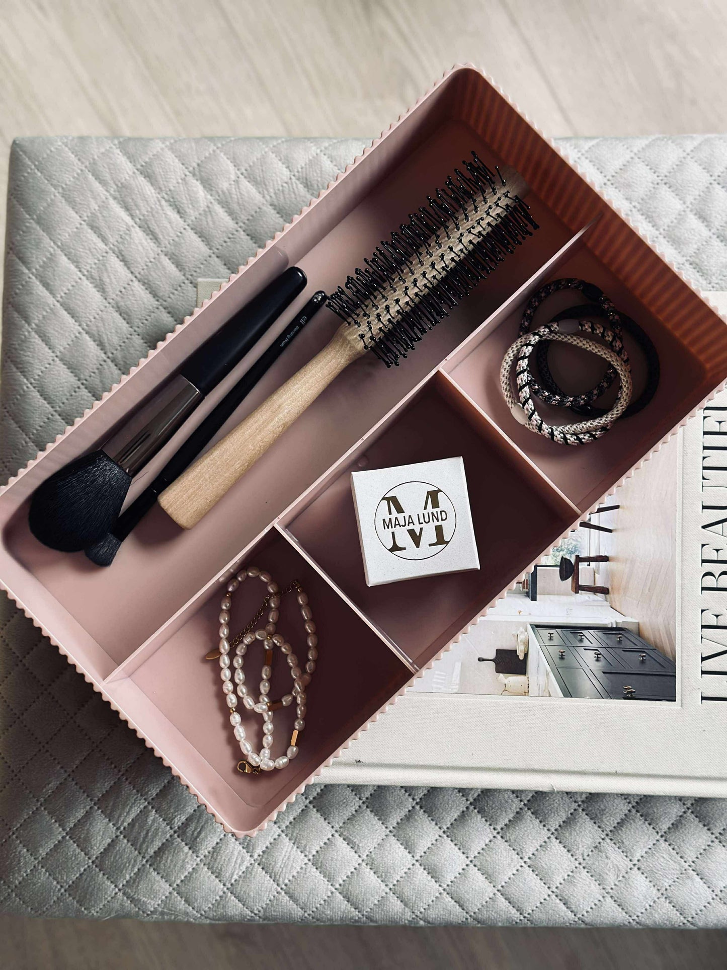 Makeup organiser med rumopdeling - Rosa