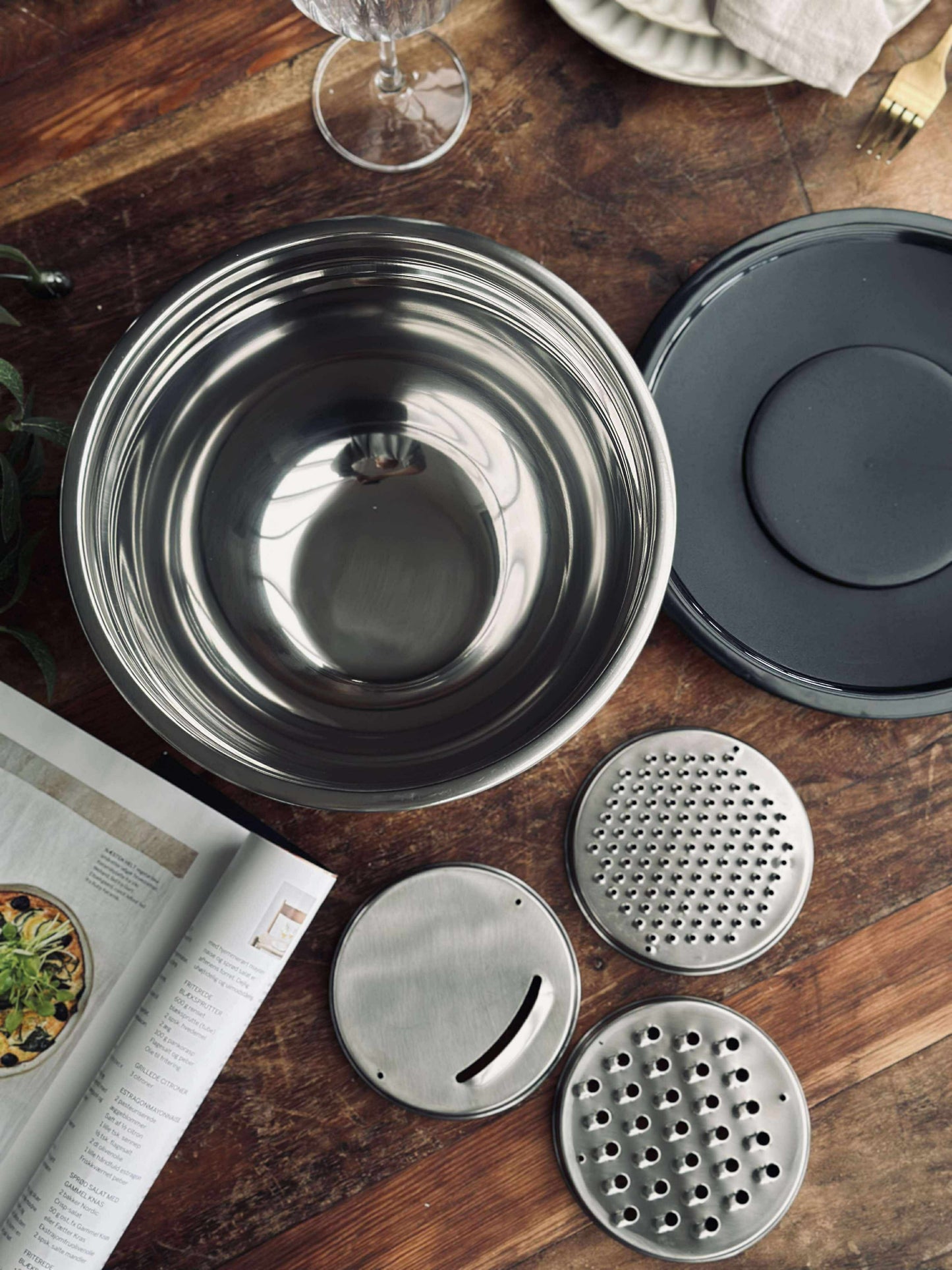 Skål med snittelåg - Rustfrit stål