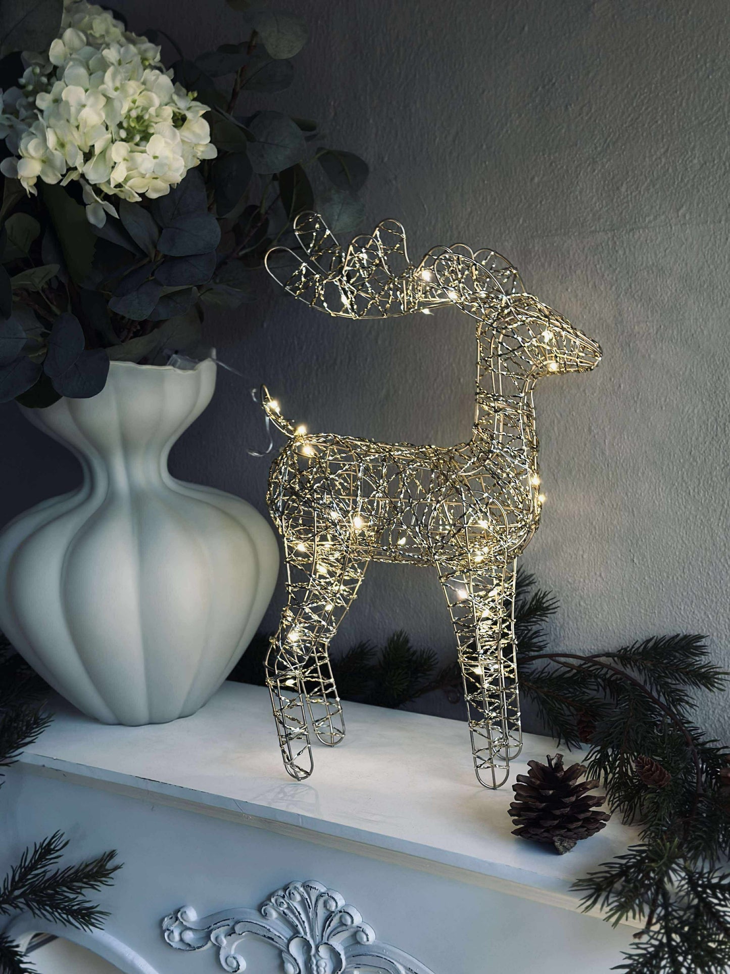 Rensdyr med led lys