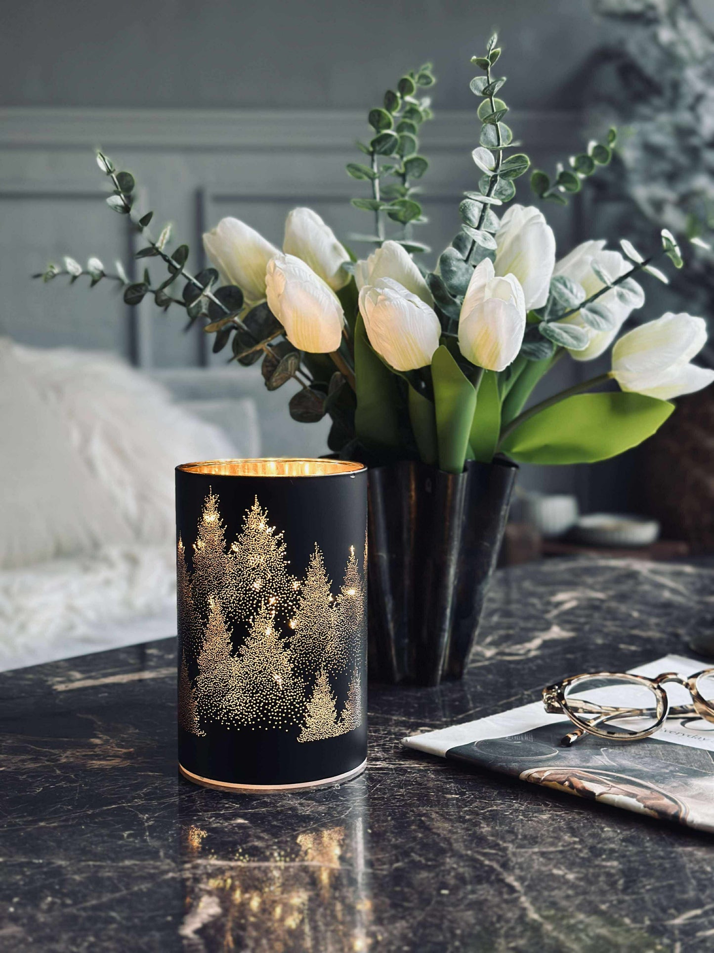 Lanterne med led lys - Black / gold
