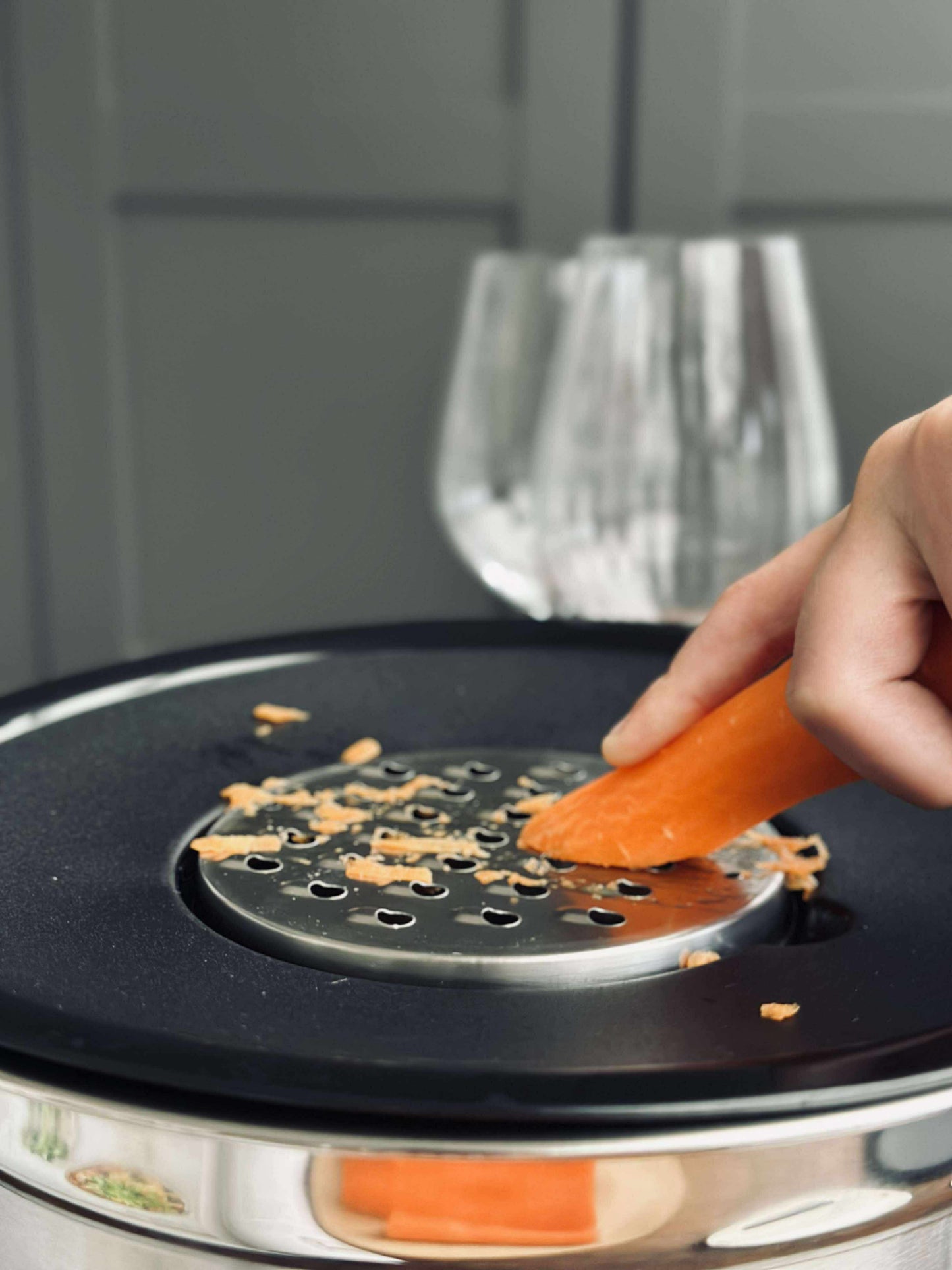 Skål med snittelåg - Rustfrit stål