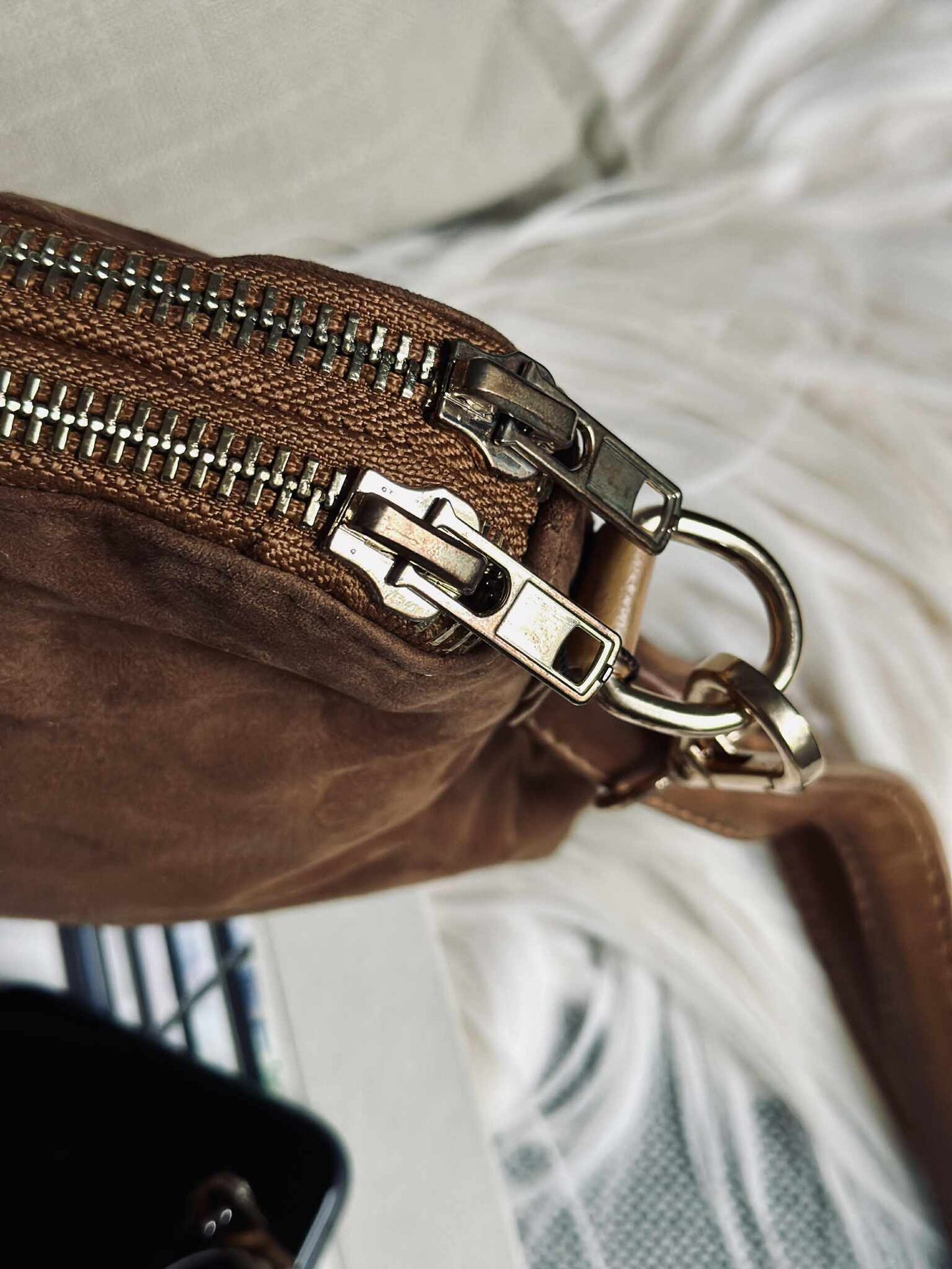 Crossbody clutch ALICE - Ruskind caramel