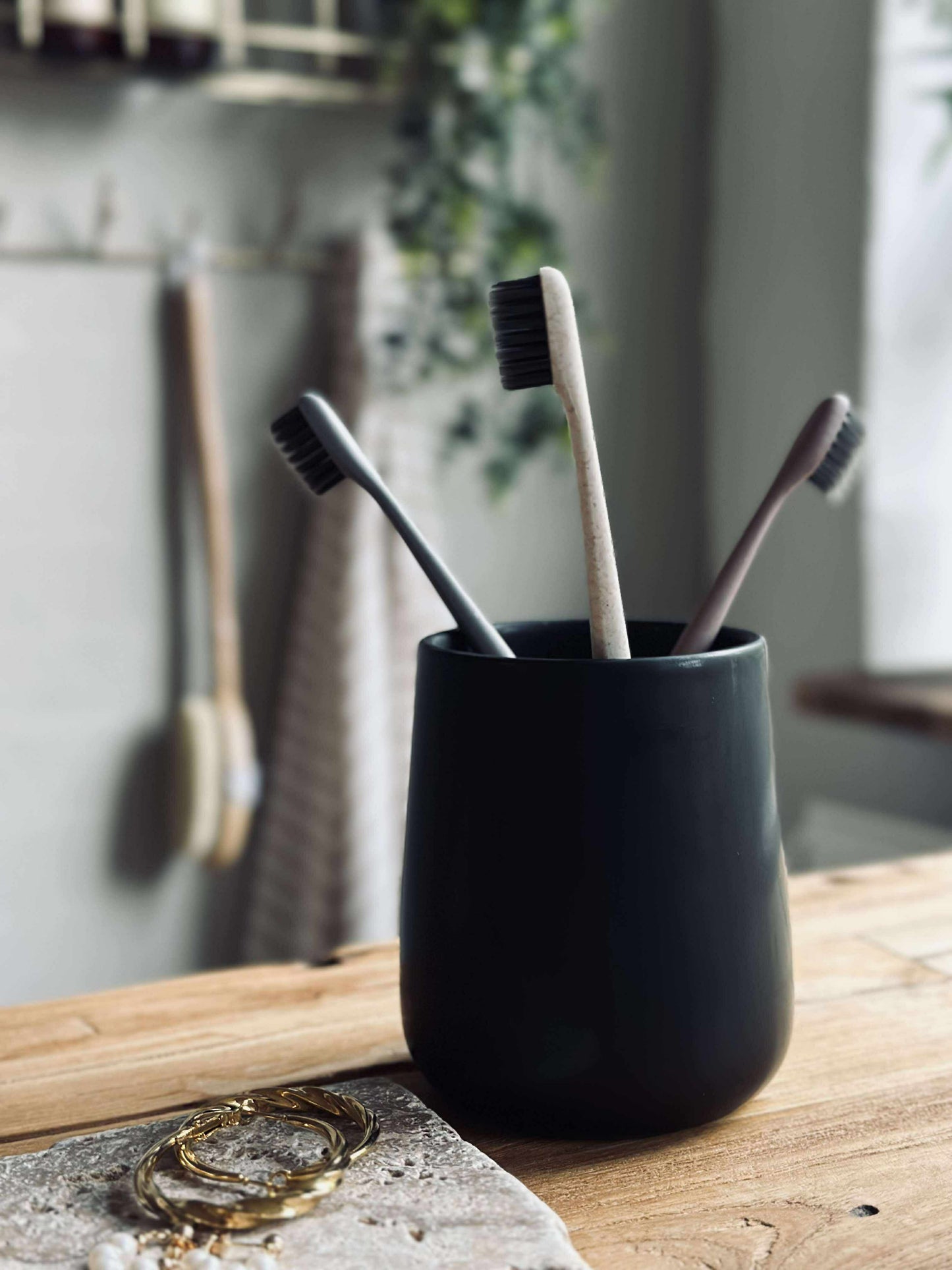 Tandkrus Black - Dolomite