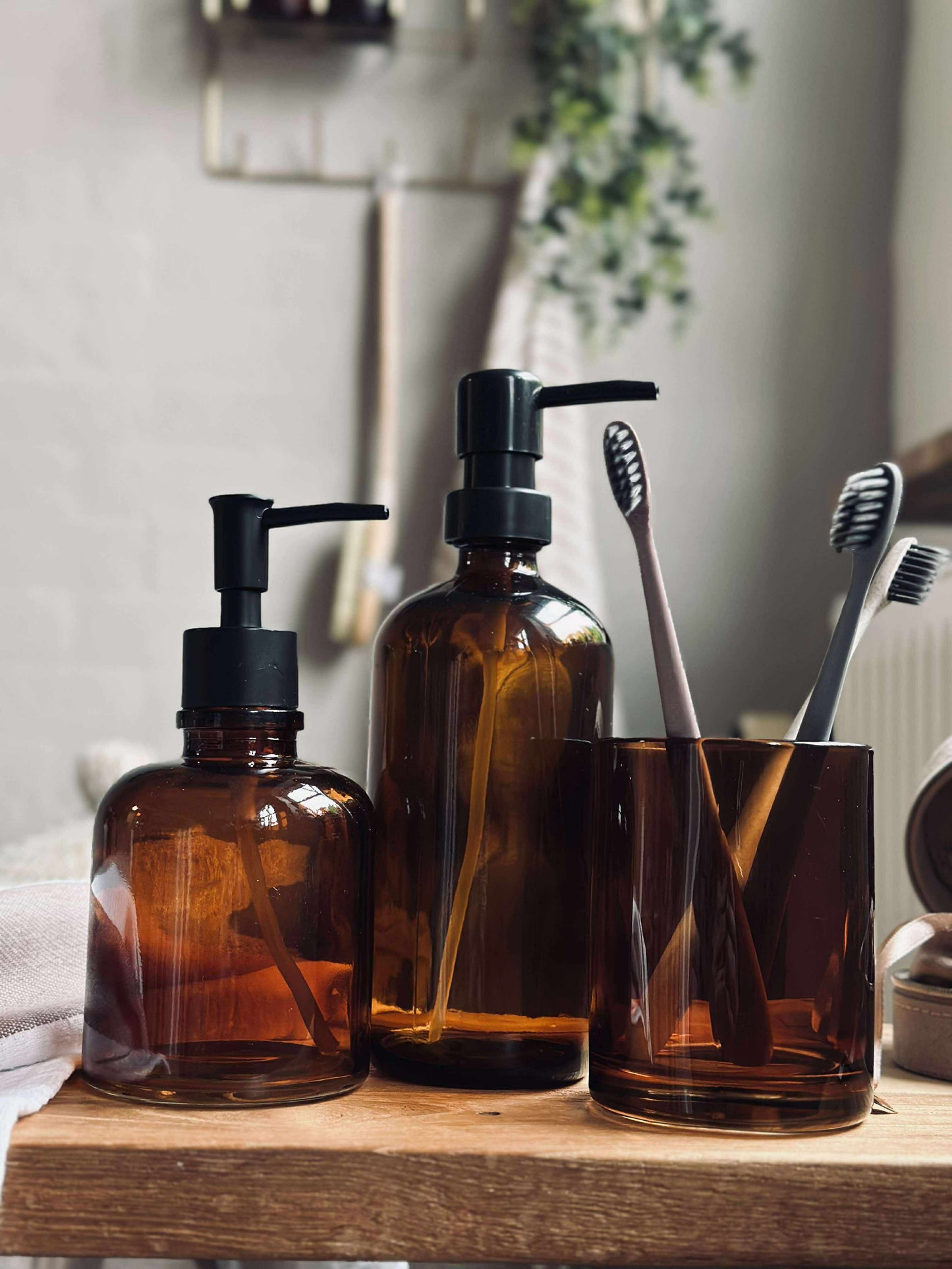 Dispenser med pumpe - Brun glas