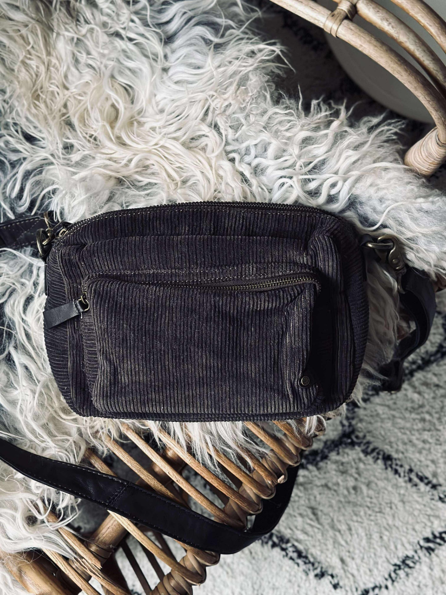 Crossbody Brown fløjl
