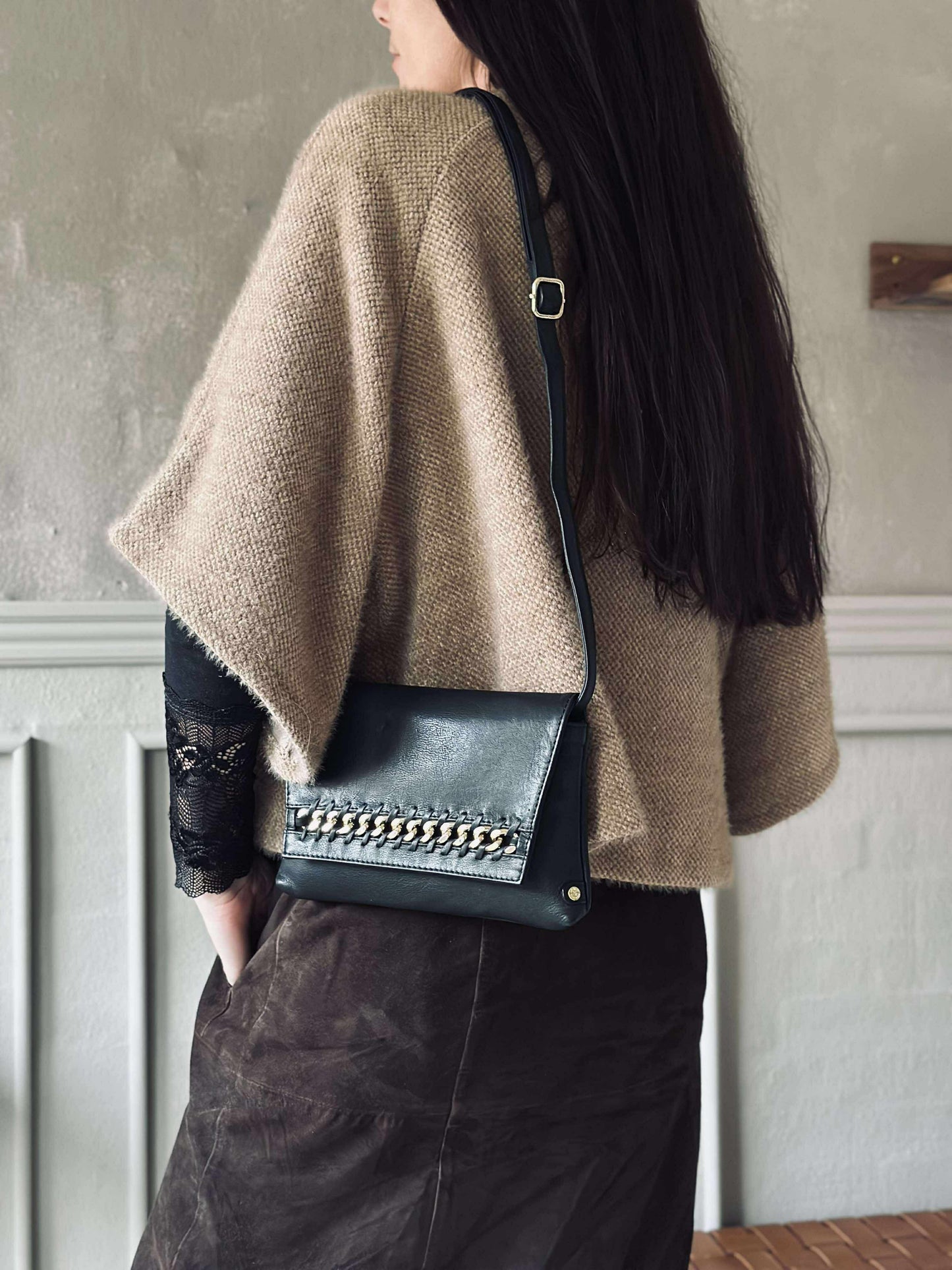 Clutch med guldkæde - Small