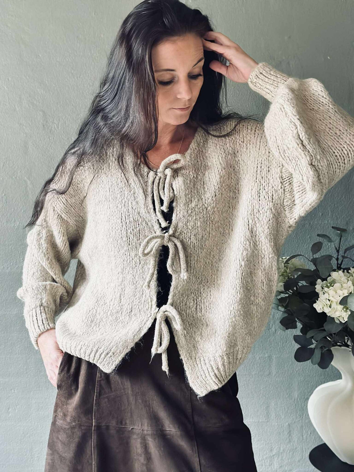 Cardigan med sløjfer - Beige