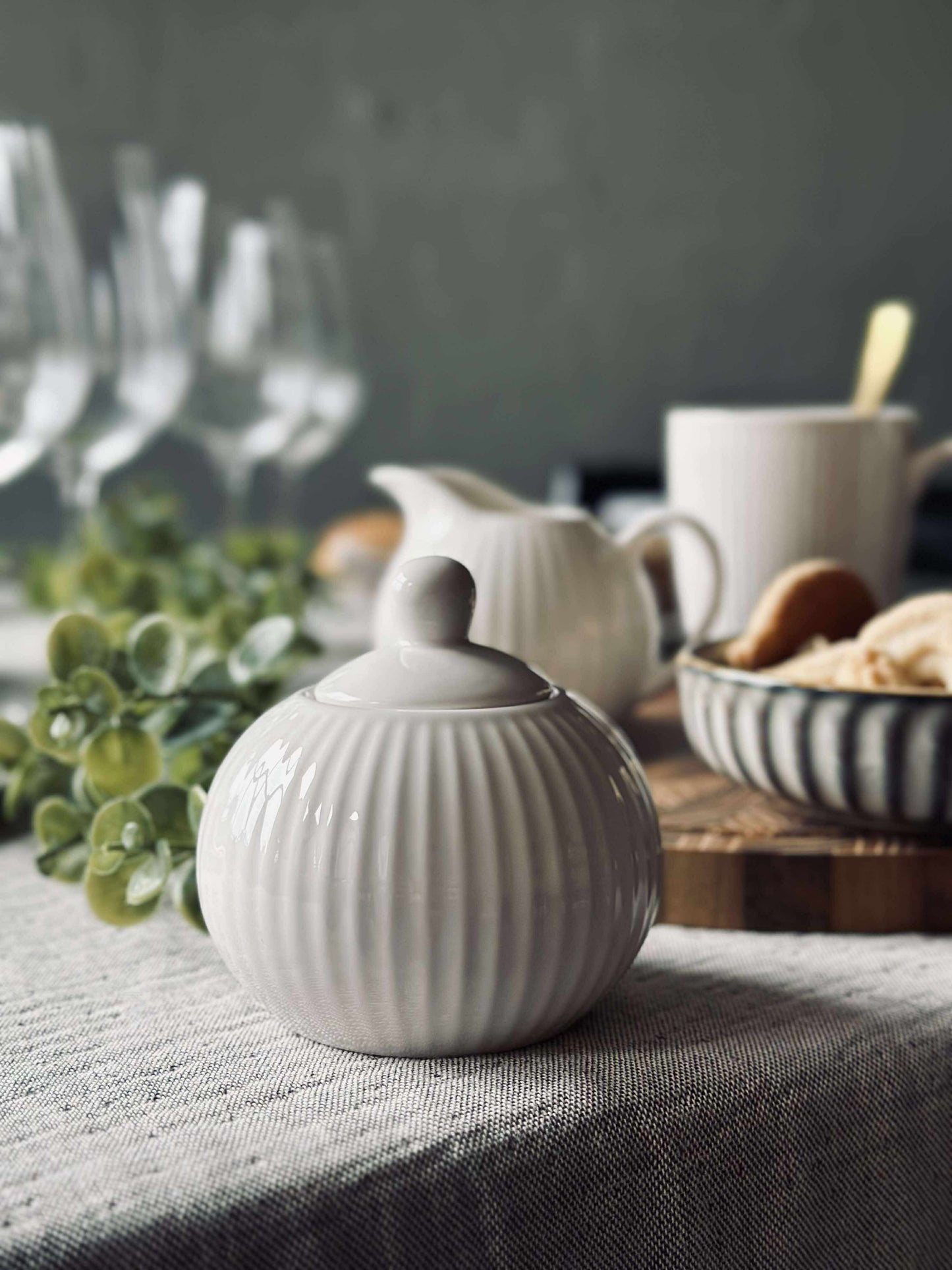 Sukkerskål Riflet - Porcelæn