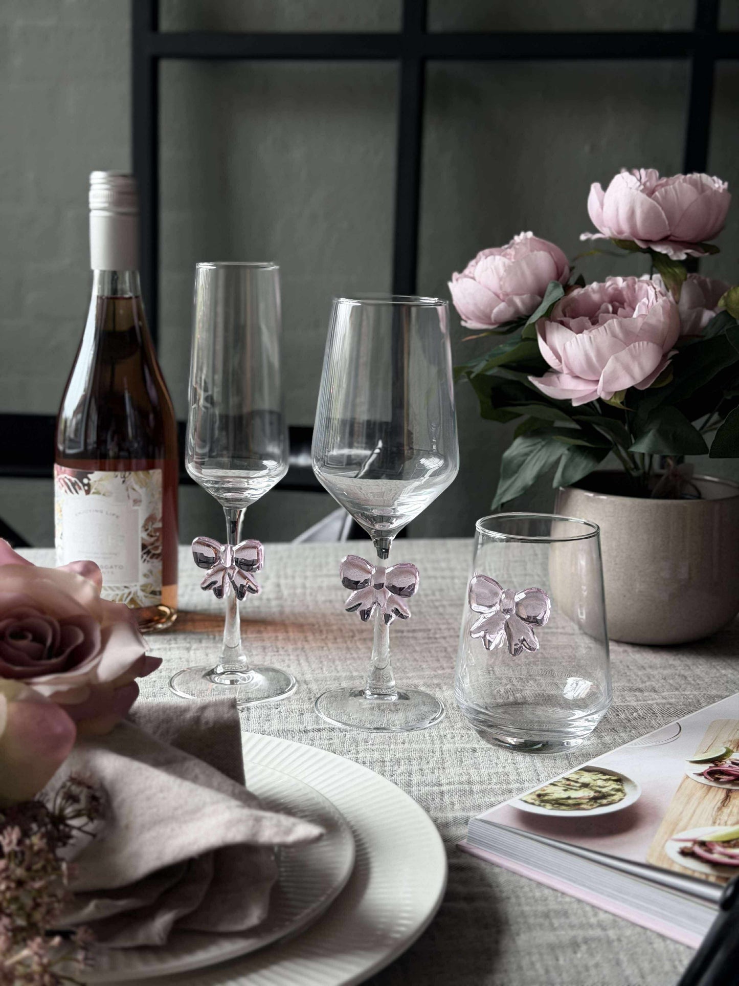 Glas med sløjfe