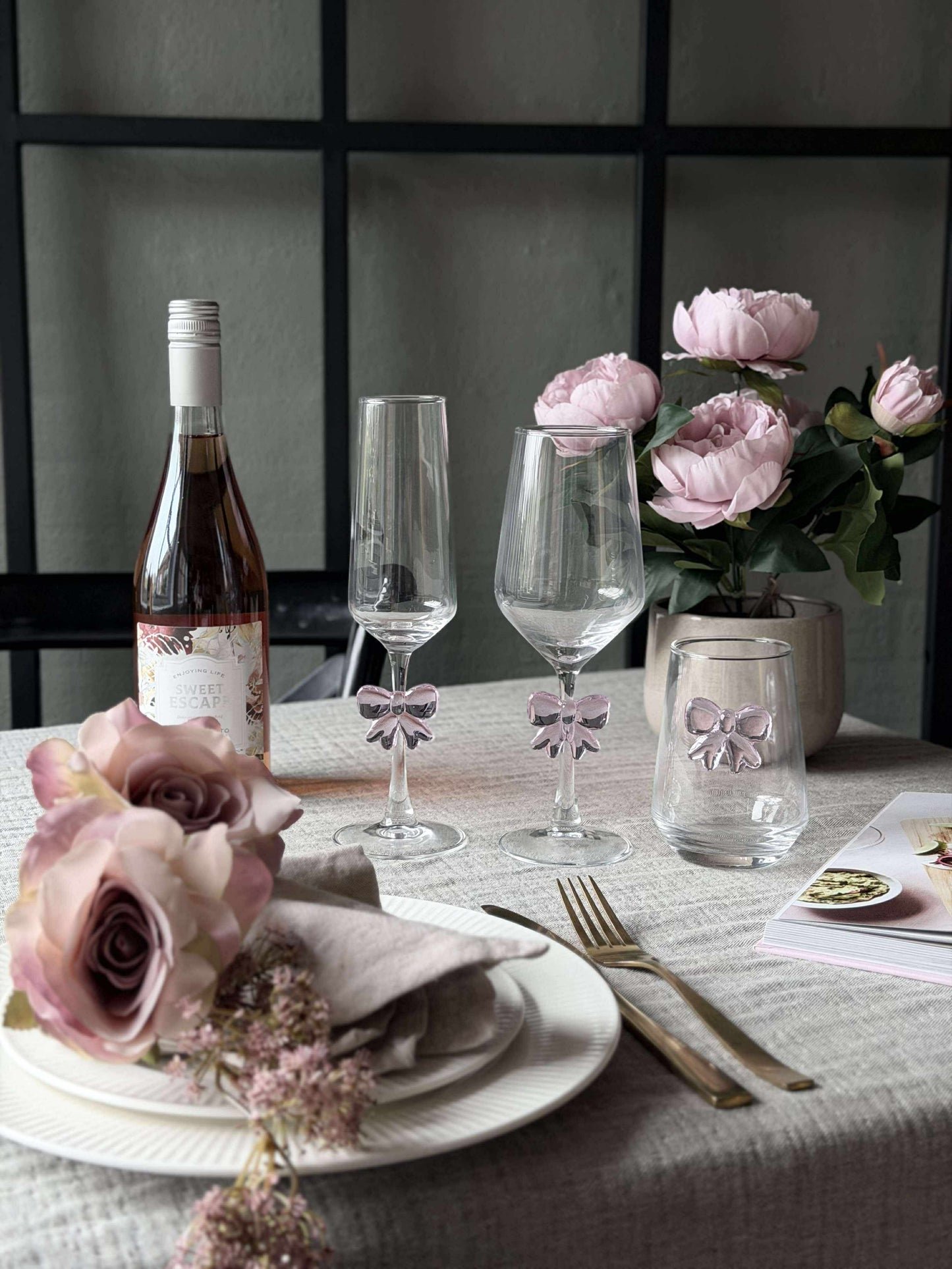 Glas med sløjfe