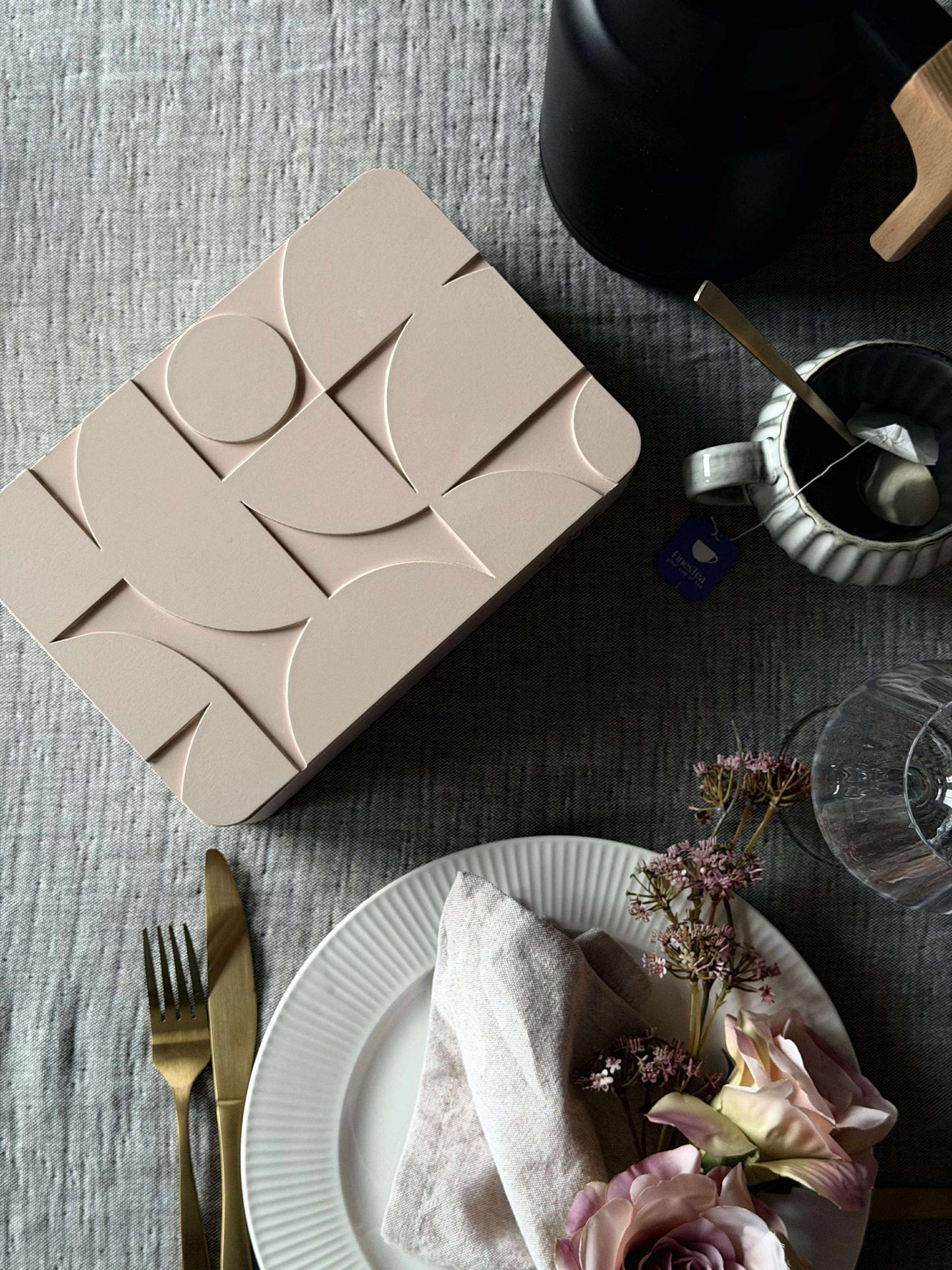 TEA kasse - Creme eller Rosa