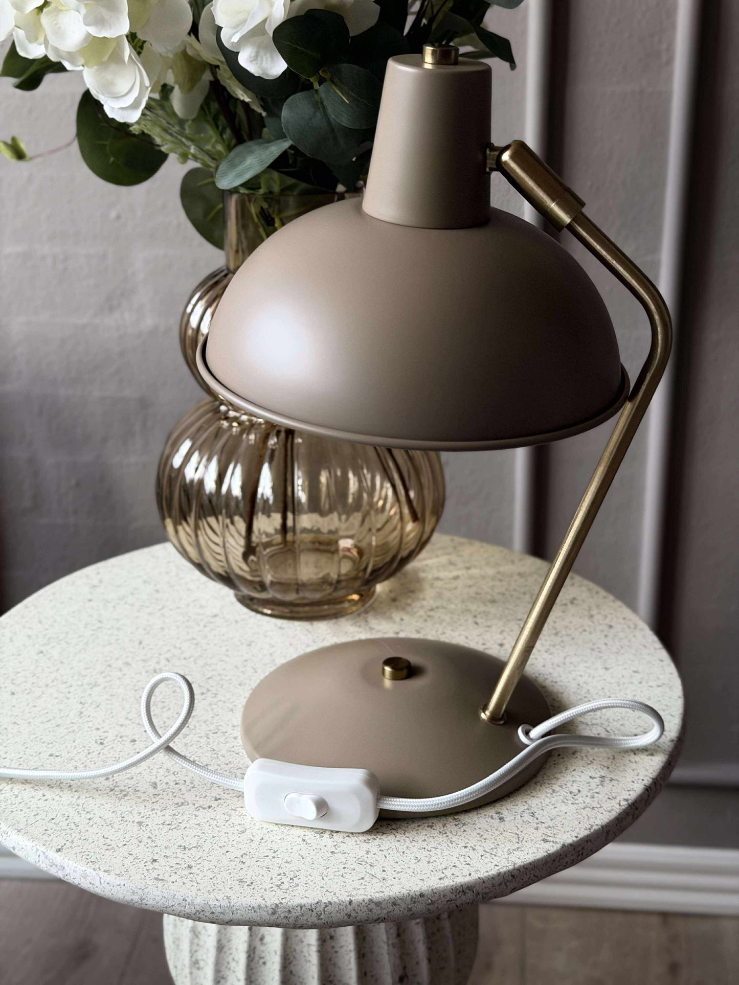 Bordlampe Retro - Beige / guld
